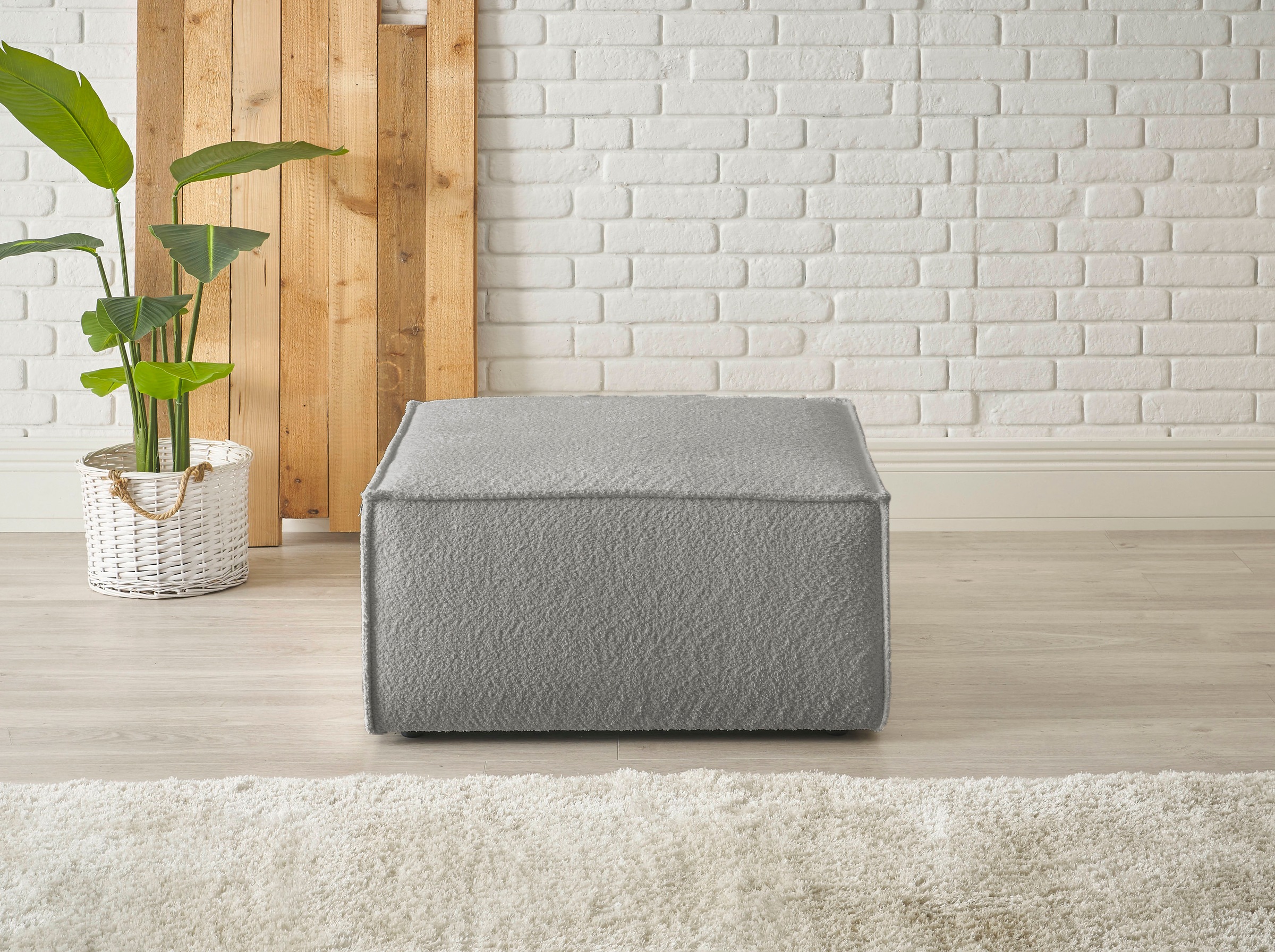 Image of GOODproduct Hocker "FINNLEY Bouclé, Polsterhocker kombinierbar mit der Serie FINNLEY" passend zum Loveseat der Serie Finnley