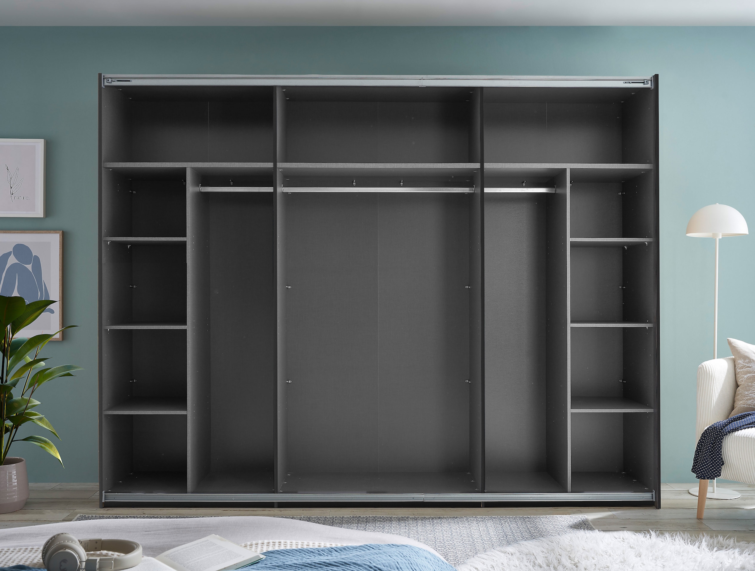 Schlafkontor Schwebetürenschrank »Mesio, 2-türiger Kleiderschrank, Schiebetürenschrank mit viel Stauraum«, inklusive Hoteleinteilungen aussen und Einlegeböden oben