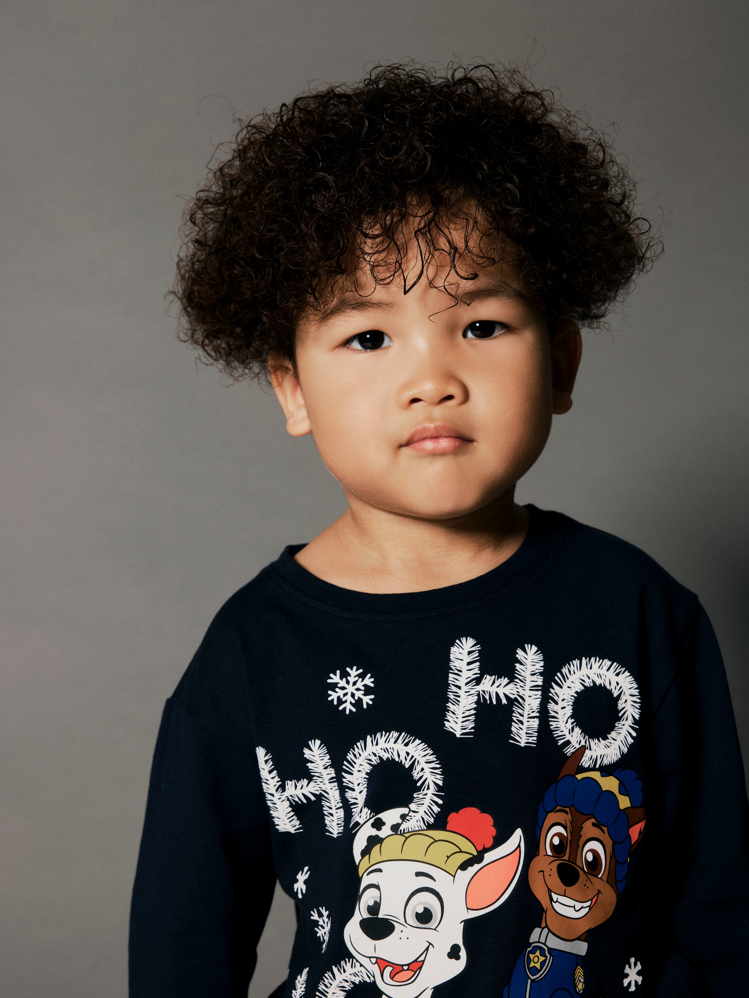 Name It T-shirt à manches longues »NMMSANTI PAW LS NREG TOP CPLG« Baumwollmischung, Paw Patrol Weihnachtsmotiv