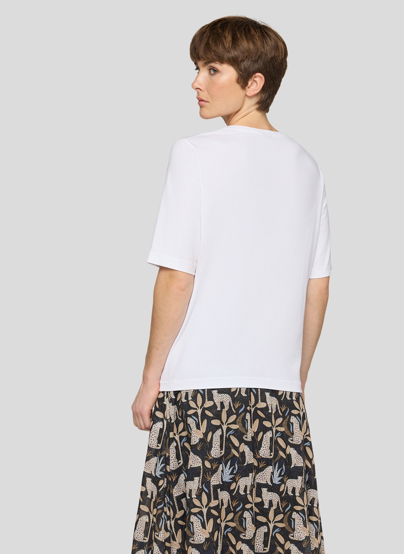 Rabe T-Shirt mit grossem Frontprint und Nieten