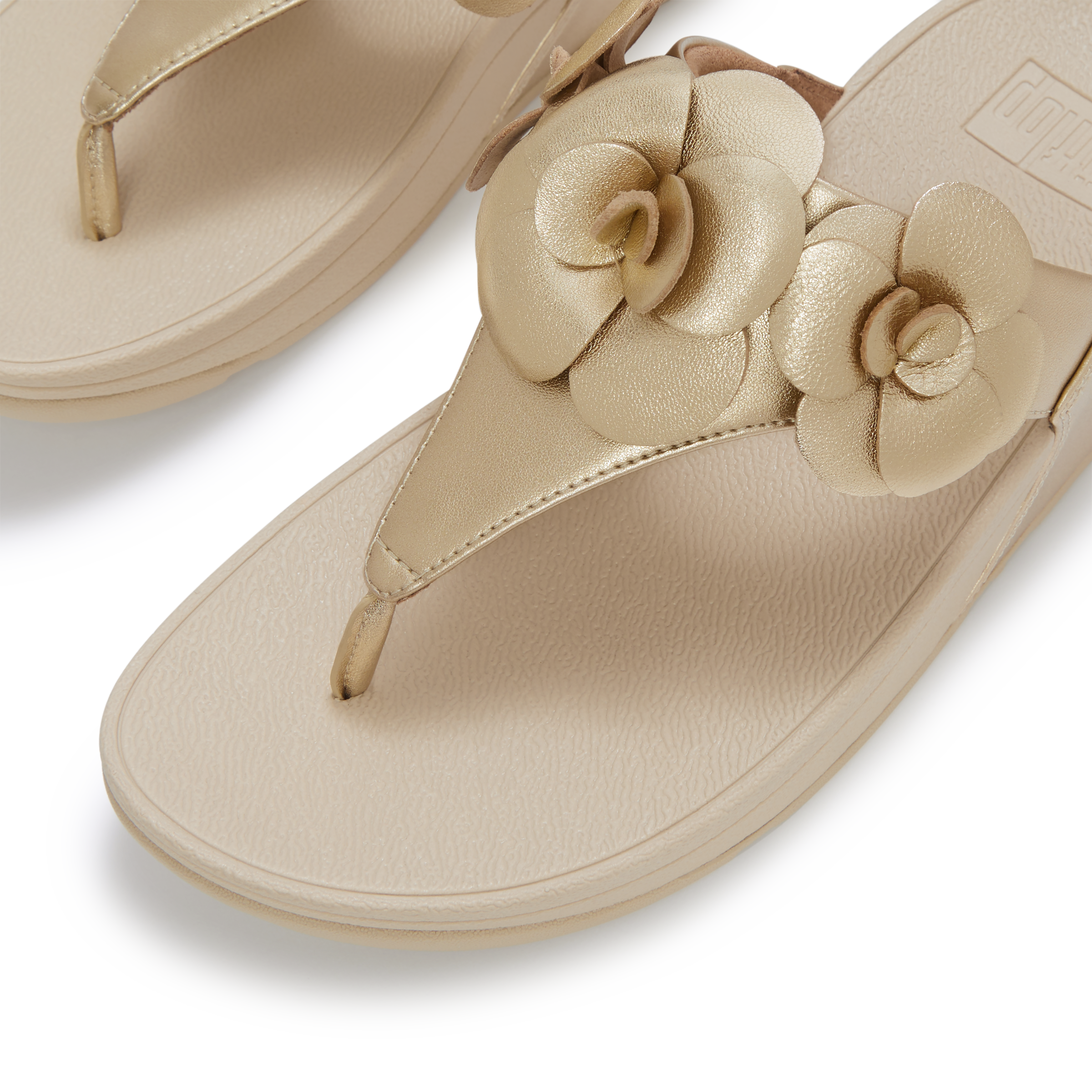 Fitflop Dianette »LULU FLOWER TOE-POST SANDALS«  Compensé, tongs, chaussure d'été avec décoration florale tendance
