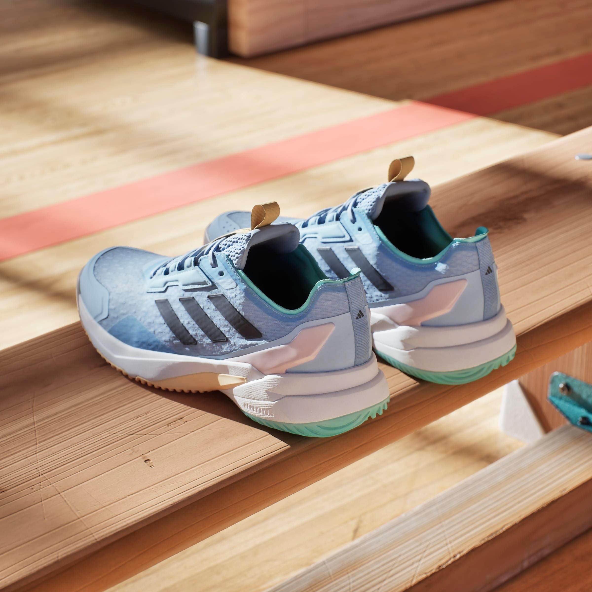 adidas Performance Handballschuh »CRAZYFLIGHT 6 HALLENSCHUH«, besonders geeignet für Handball und Volleyball