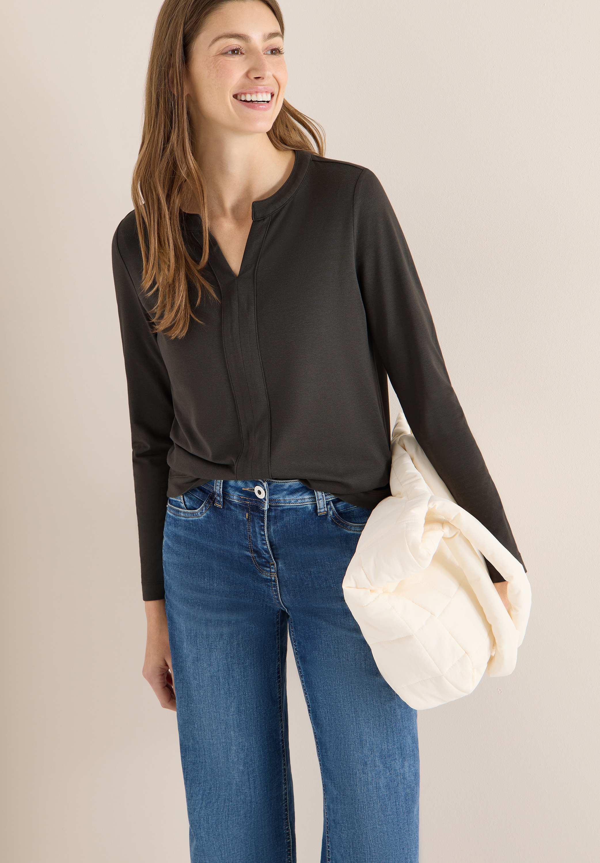 Image of Cecil Blusenshirt feines Frontdetail, Splitneck, mit Elasthananteil