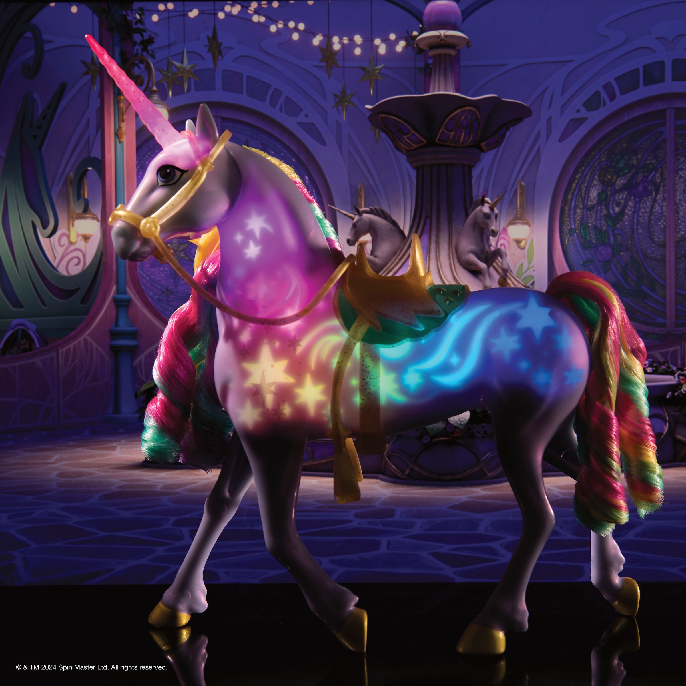 Spin Master Anziehpuppe »Unicorn Academy - Interactive Rainbow Light-Up Wildstar« mit Leuchteffekt