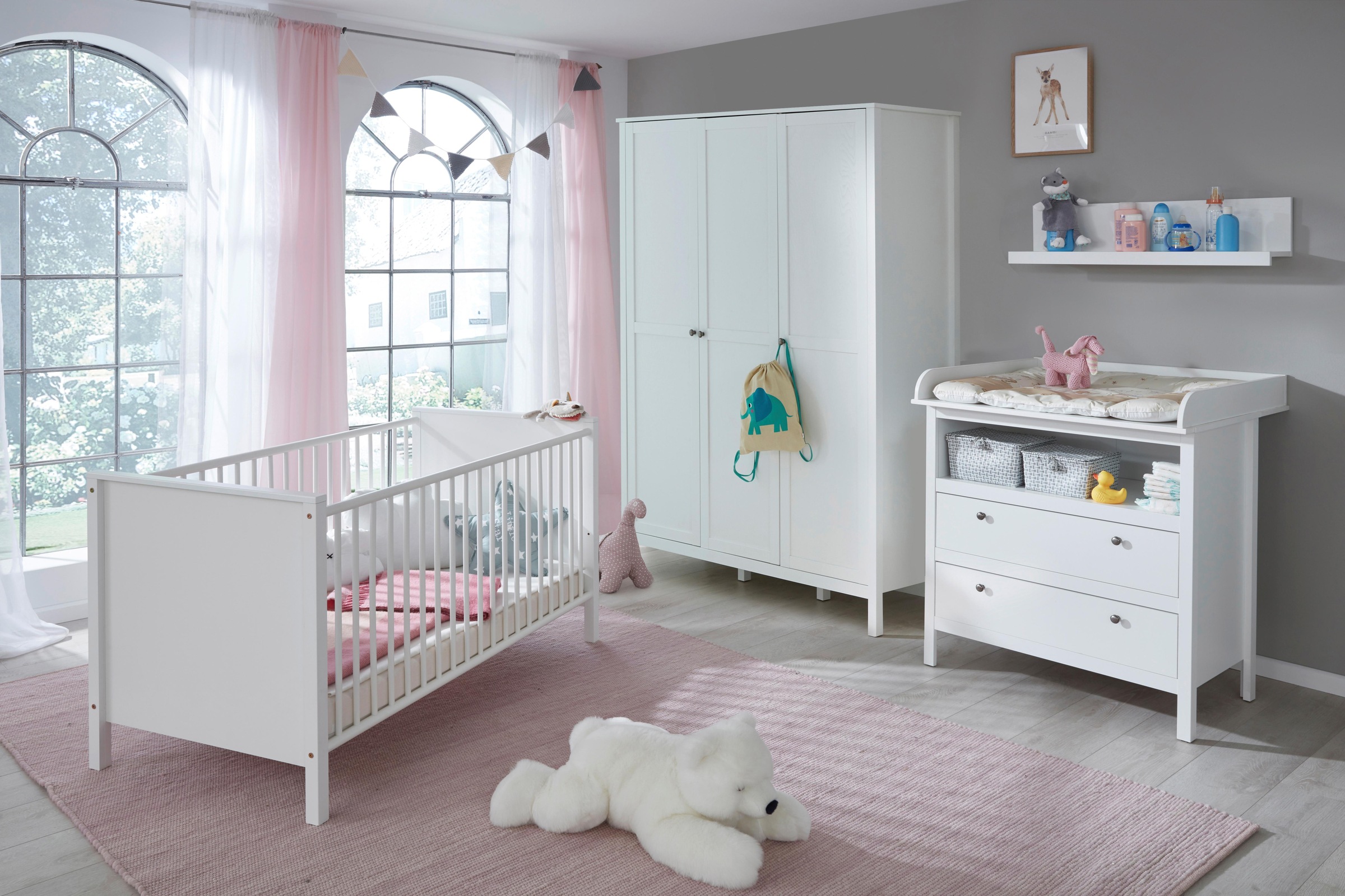 Image of trendteam Babyzimmer-Komplettset »Ole«, (Set, 4 St., Bett, Wickelkommode, Schrank, Wandboard), Bett + Wickelkommode + 3 trg. Schrank + Wandbord bei Ackermann Versand Schweiz