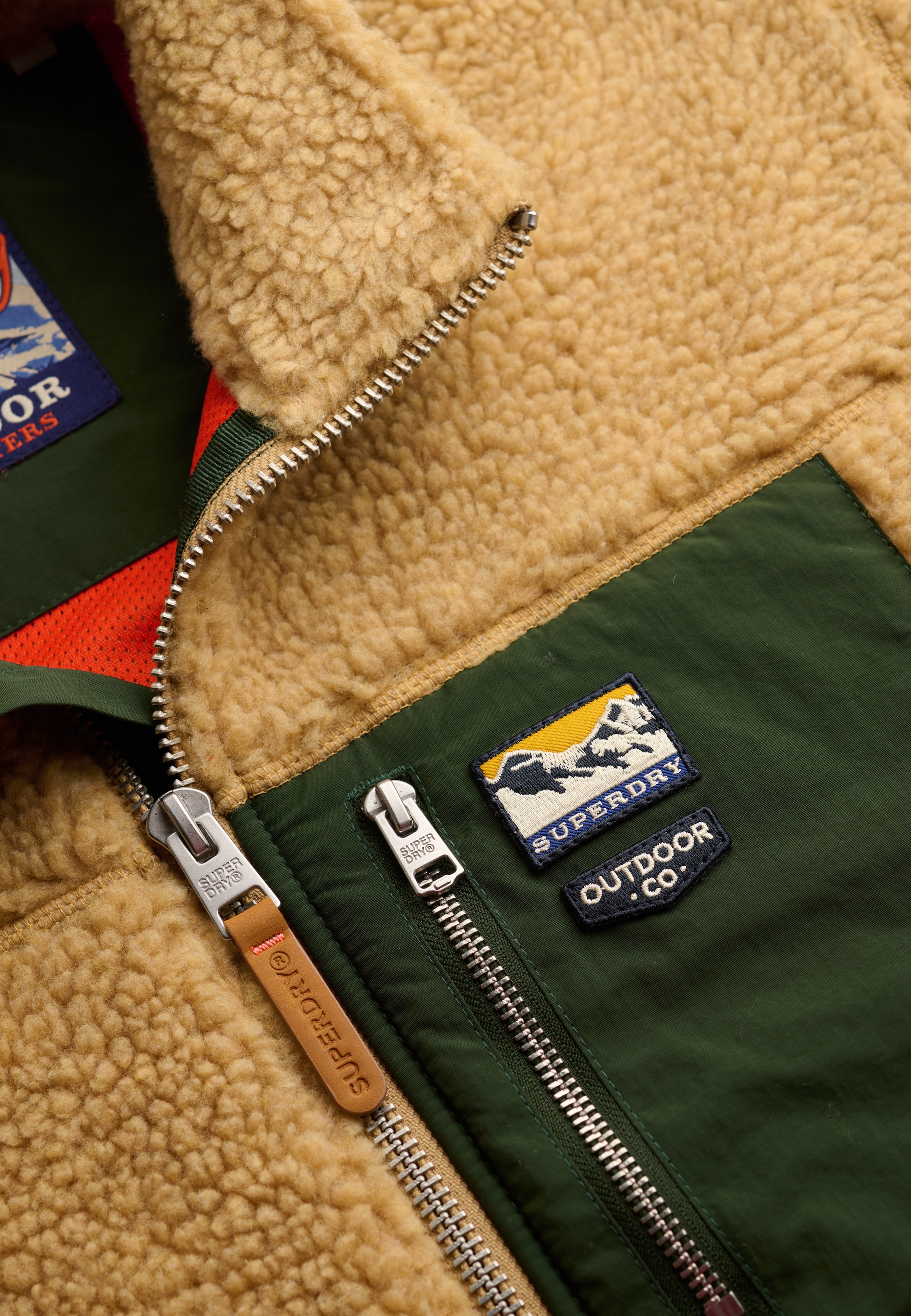 Superdry Veste sweat »MOUNTAIN FULL ZIP FLEECE« Relaxed Fit, mit Reissverschluss, aus Fleece