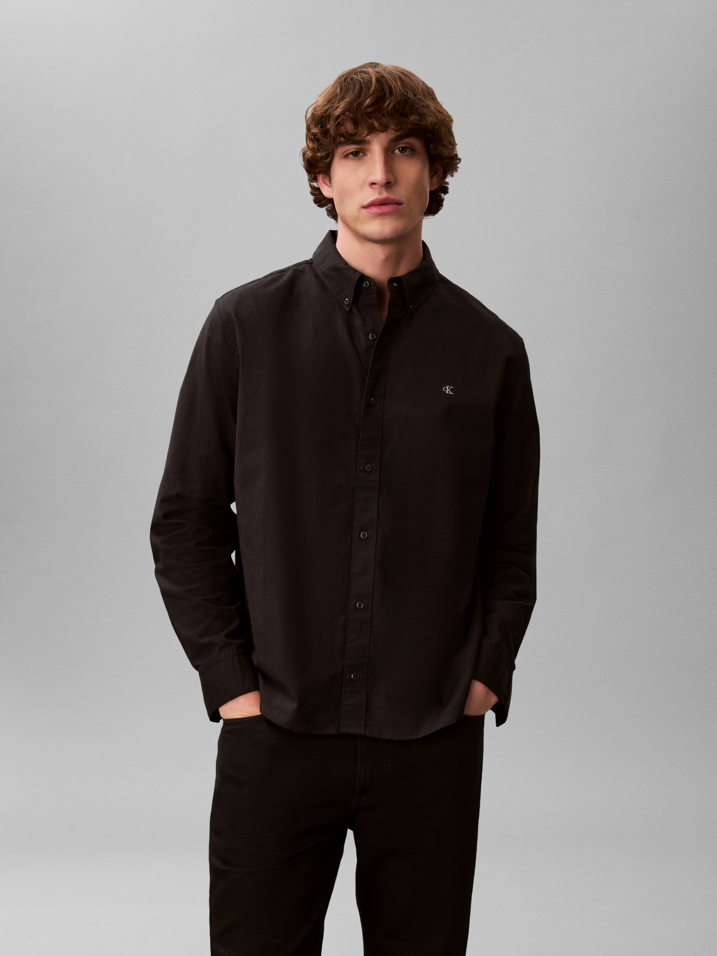 Calvin Klein Jeans Chemise à manches longues »LS SOLID OXFORD CLASSIC SHIRT« Mit Rundhalsausschnitt