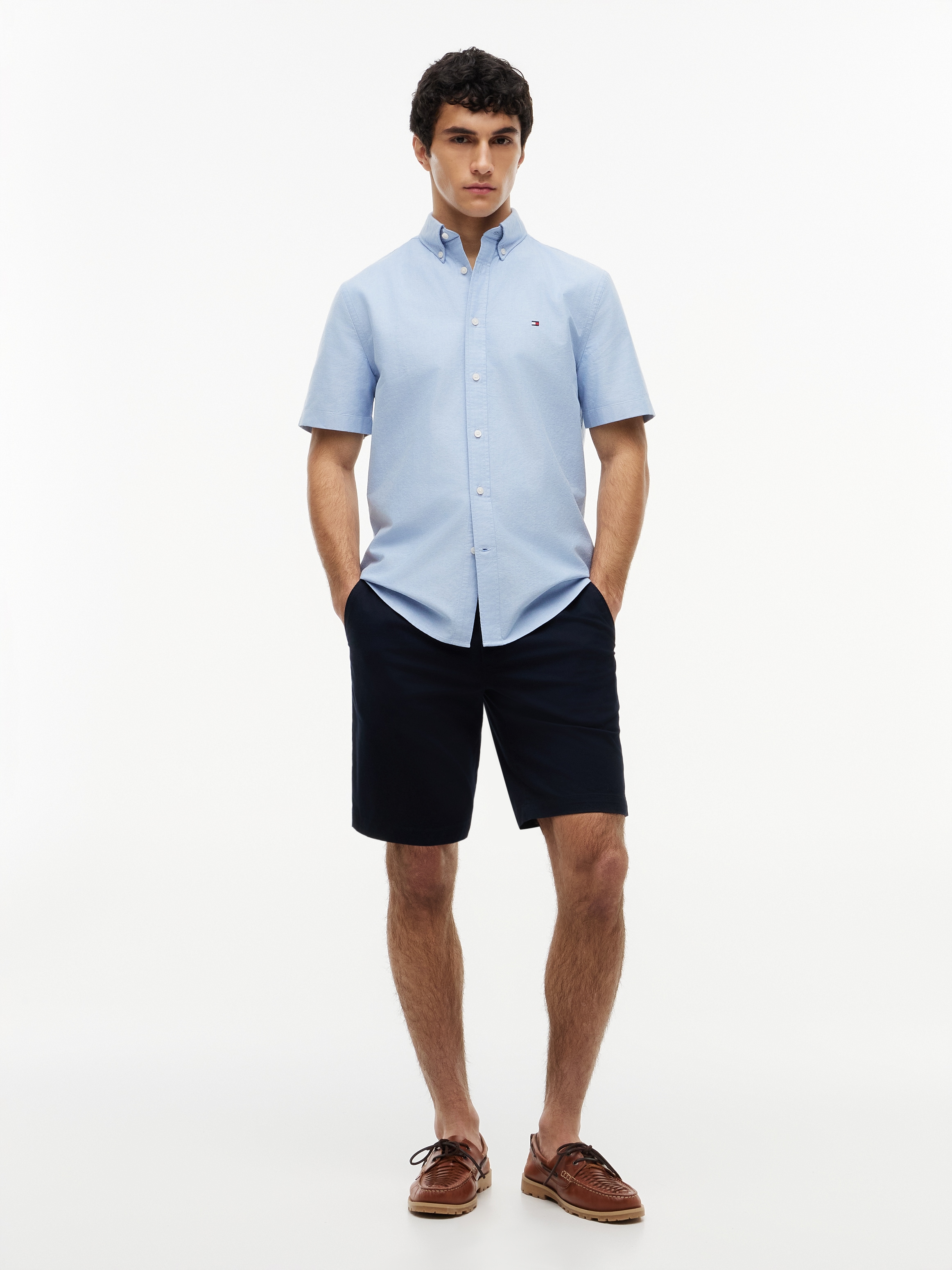Tommy Hilfiger Chemise à manches courtes »HERITAGE OXFORD RF SHIRT S/S« avec col boutonné, coupe régulière