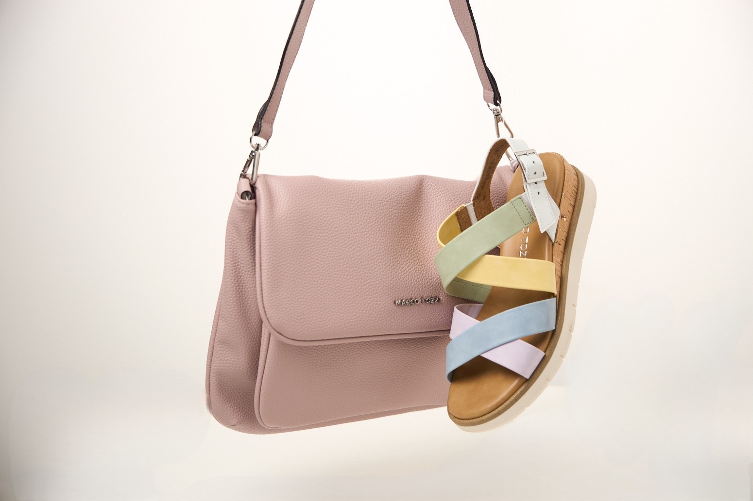 MARCO TOZZI Sandales compensées  Sandale à plateforme, sandale à brides au design coloré