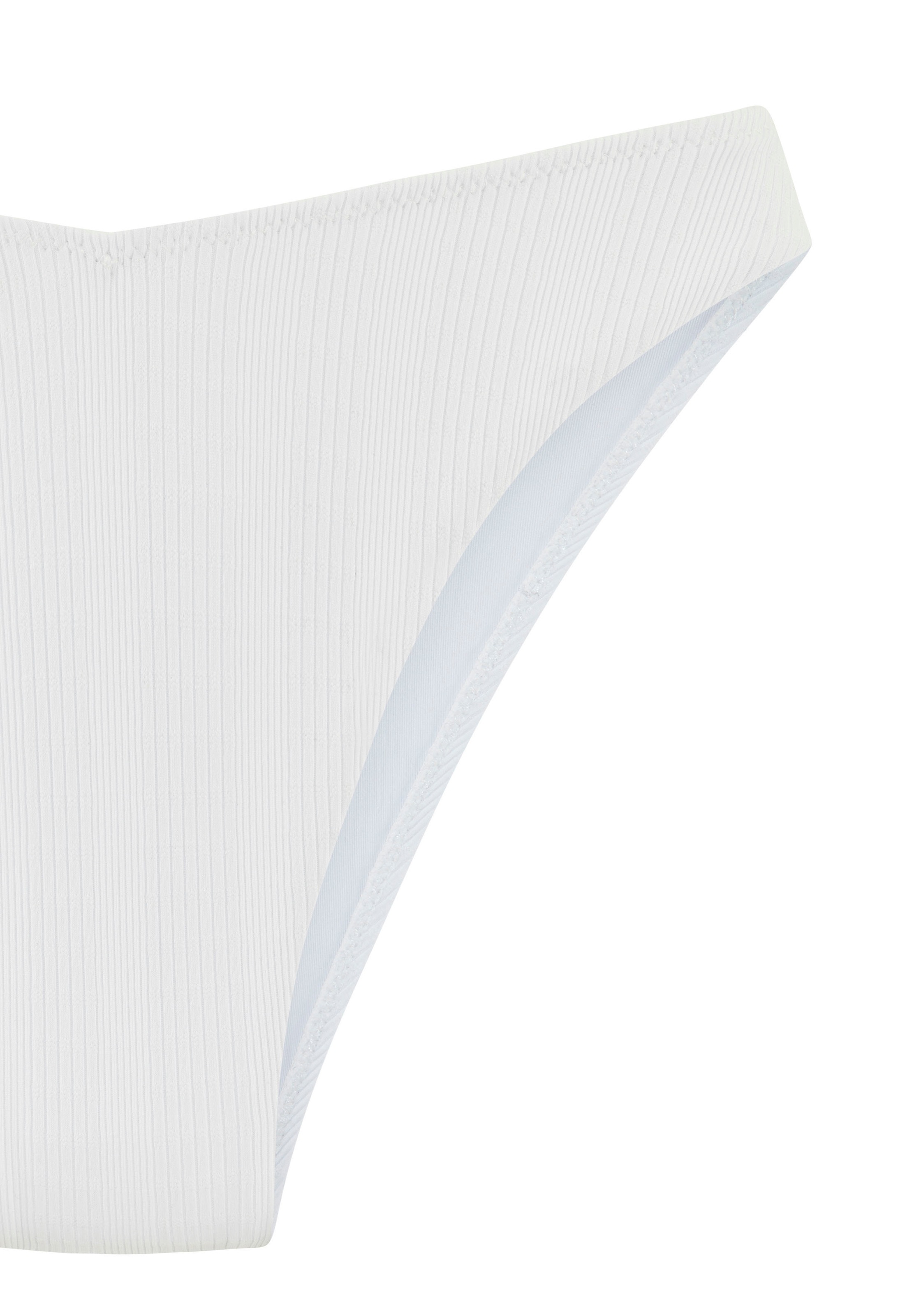 Copenhagen Studios Bikini-Hose »Nela«, in V-förmiger Schnittform