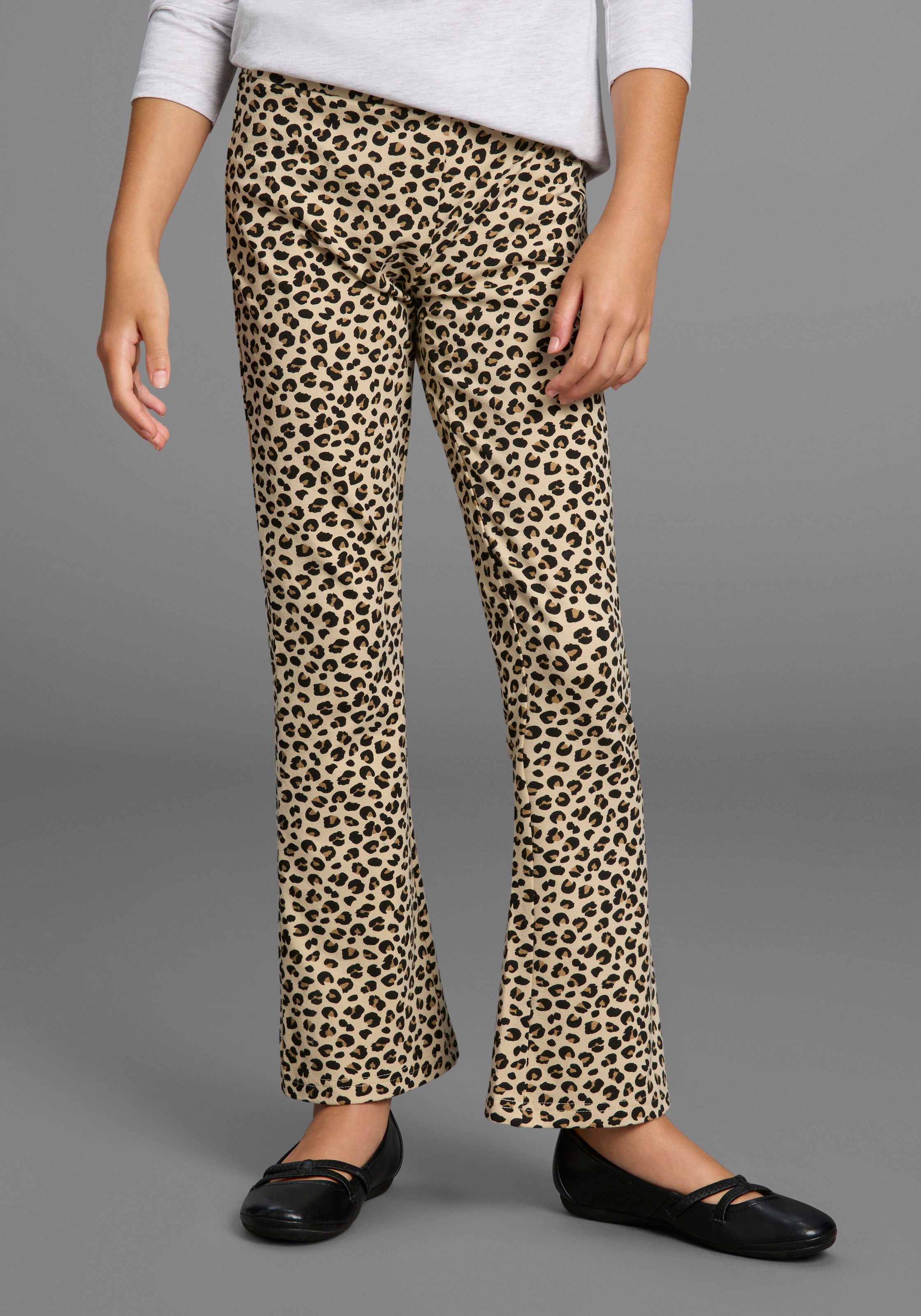 KIDSWORLD Leggings »Leggings mit Schlag«, Jazzpants Bootcut, Leoprint