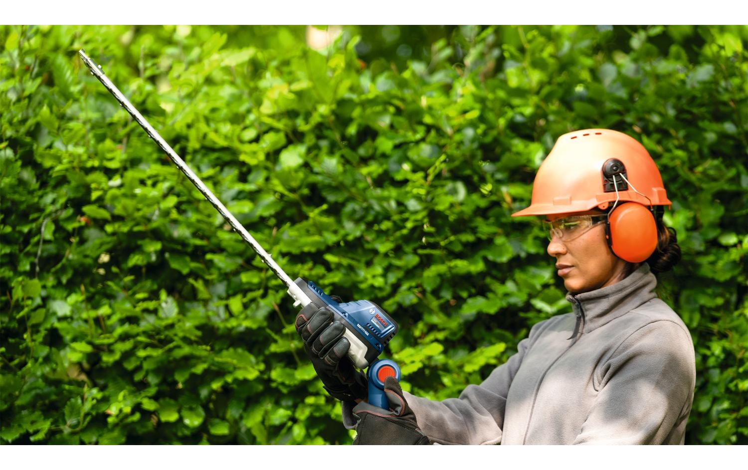 Bosch Professional Akku-Heckenschere »GHE18V-50FP« (ohne Akku und Ladegerät, )  Stabheckenschere zum Trimmen von hohen Hecken und kleineren Büschen