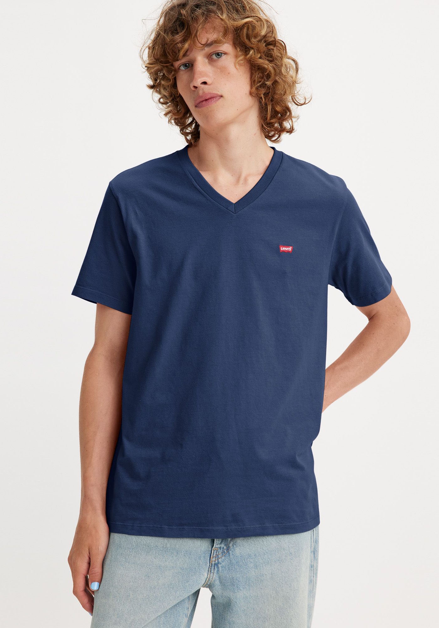 Image of Levis V-Shirt "LE ORIGINAL HM VNECK" mit Logostickerei
