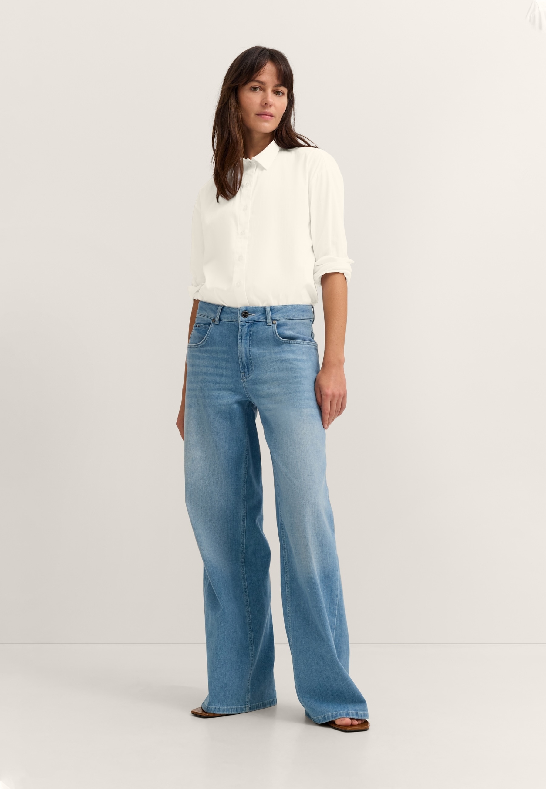 bugatti 5-Pocket-Jeans Modern Fit 5-Pocket leicht ausgestellt