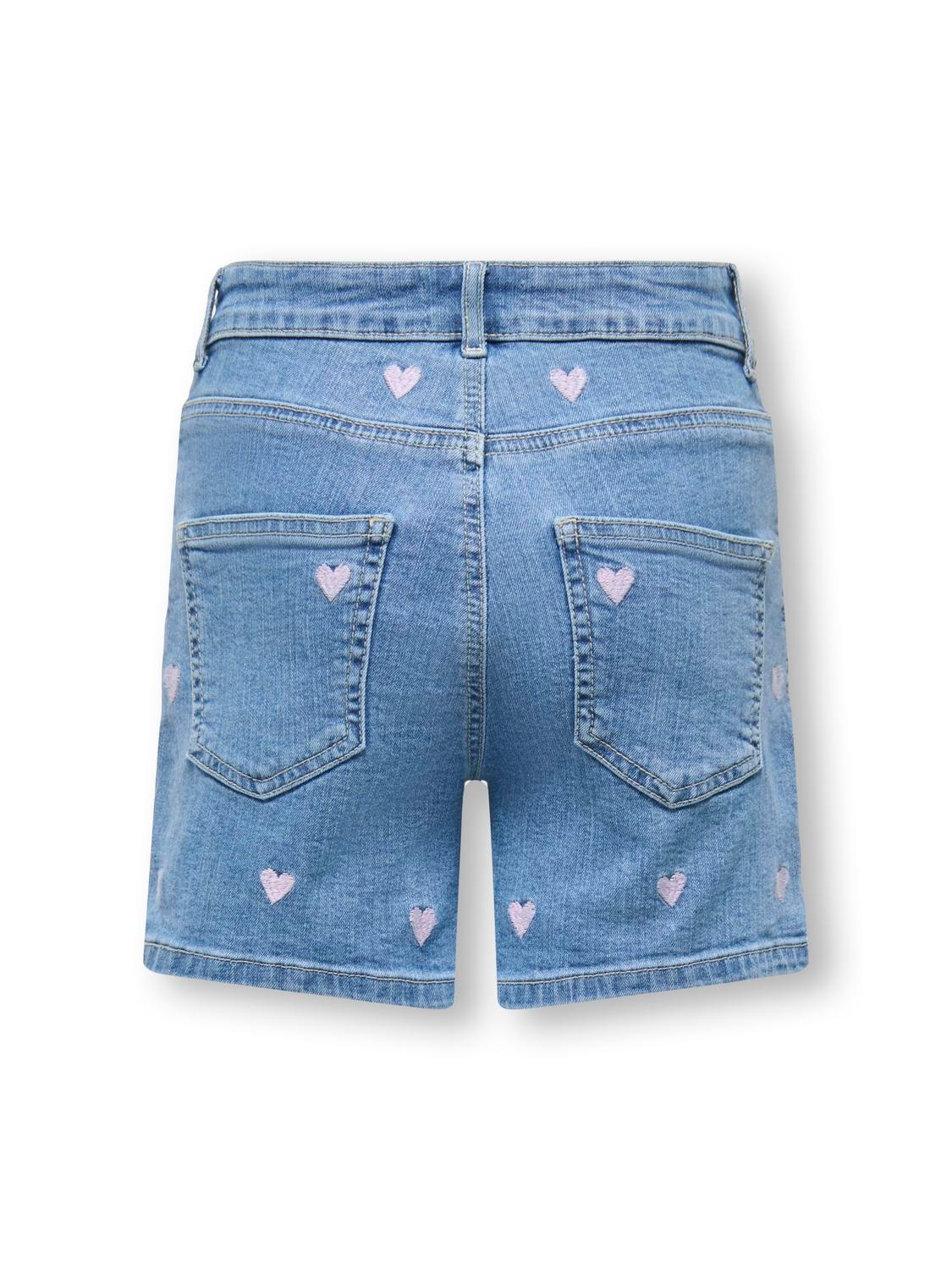 KIDS ONLY Short en jean »KOGJUICY HEART EMB SHORTS DNM« mit Allover-Stickerei