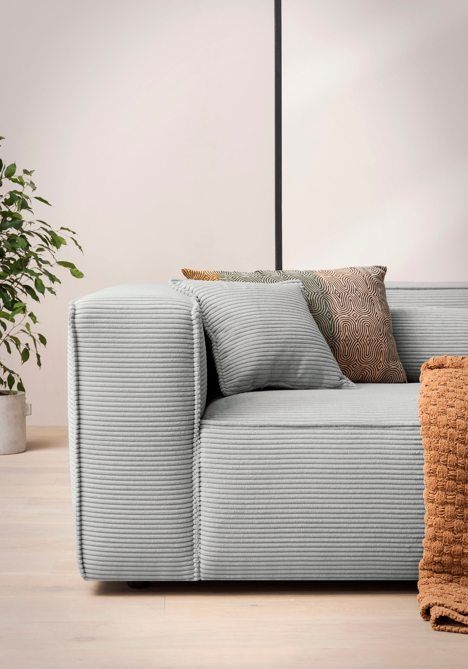 LeGer Home by Lena Gercke Ecksofa »PIARA XXL, Big-Sofa in Cord oder Leinenoptik, L-Form, mit Kedernaht«, wahlweise Ottomane rechts/links, schwarze Füsse, extra tiefe Sitzfläche
