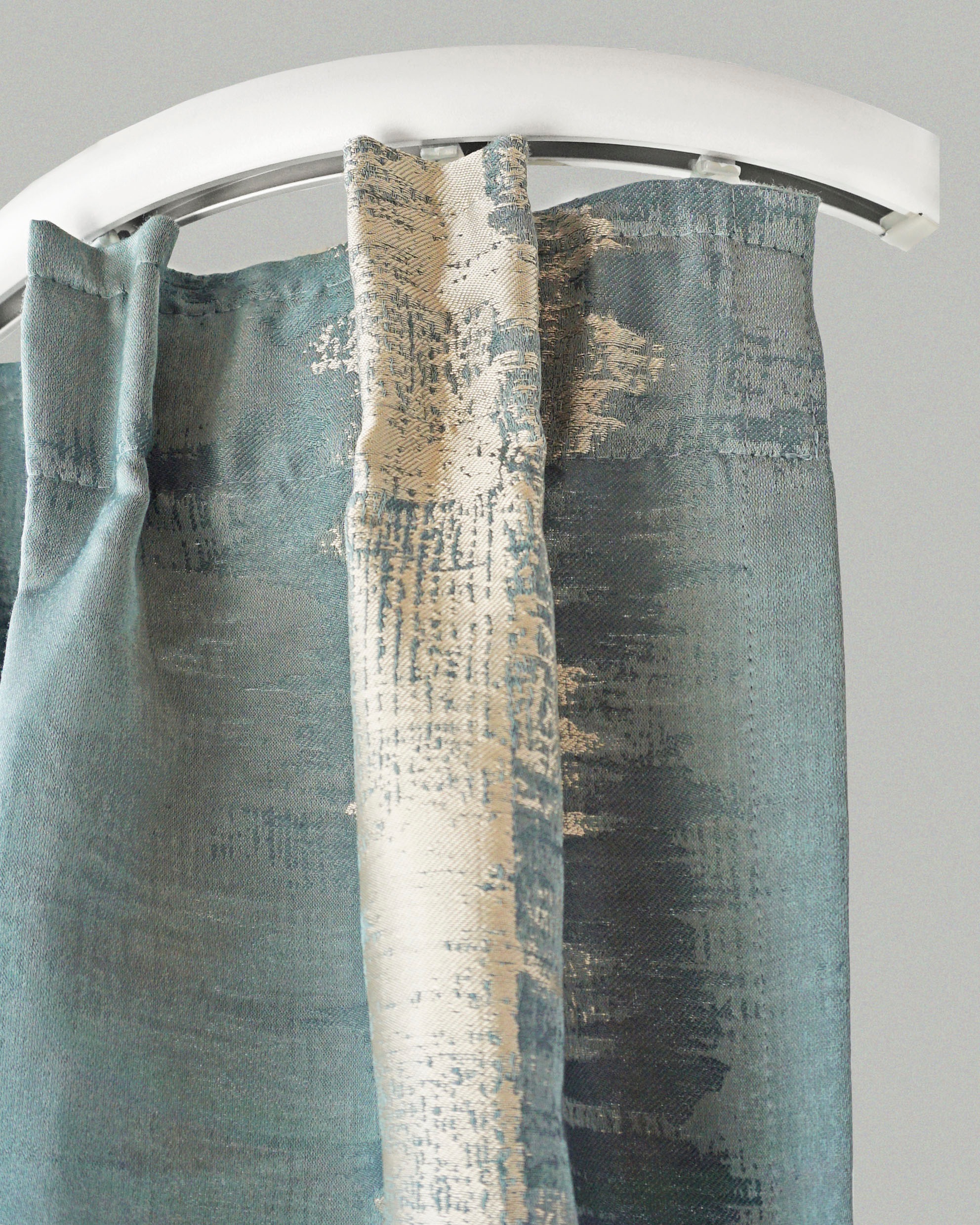 Image of GARESA Gardinenschiene »400«, 1 läufig-läufig, Wunschmasslänge, Innenlaufprofil, einfache Montage, schlicht, Deckenmontage, Alu, mit seitl. Rundbögen (kein Spalt zw. Wand u.Vorhang)! bei Ackermann Versand Schweiz