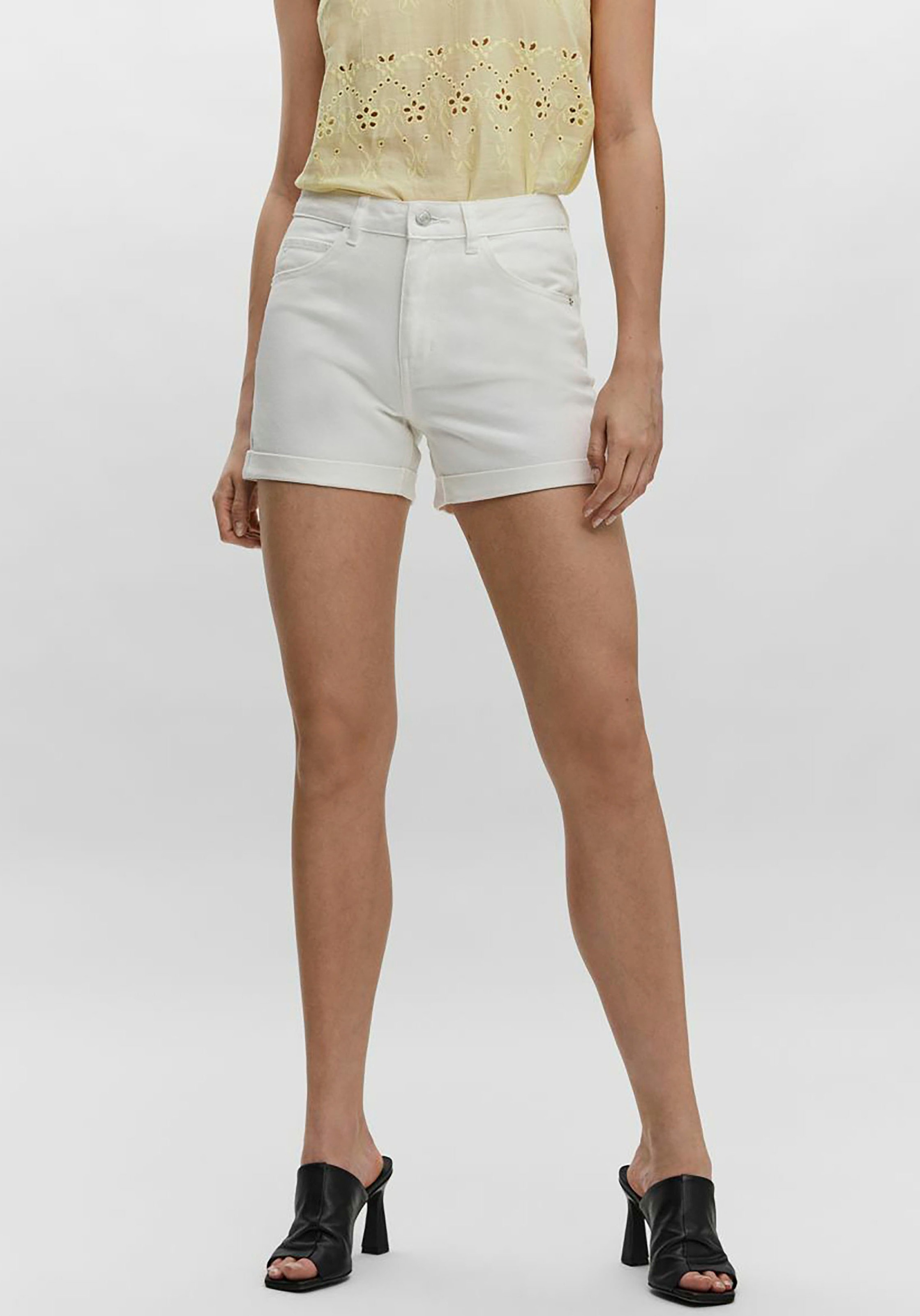 Image of Vero Moda Shorts »VMNINETEEN«, in High Waist Form bei Ackermann Versand Schweiz