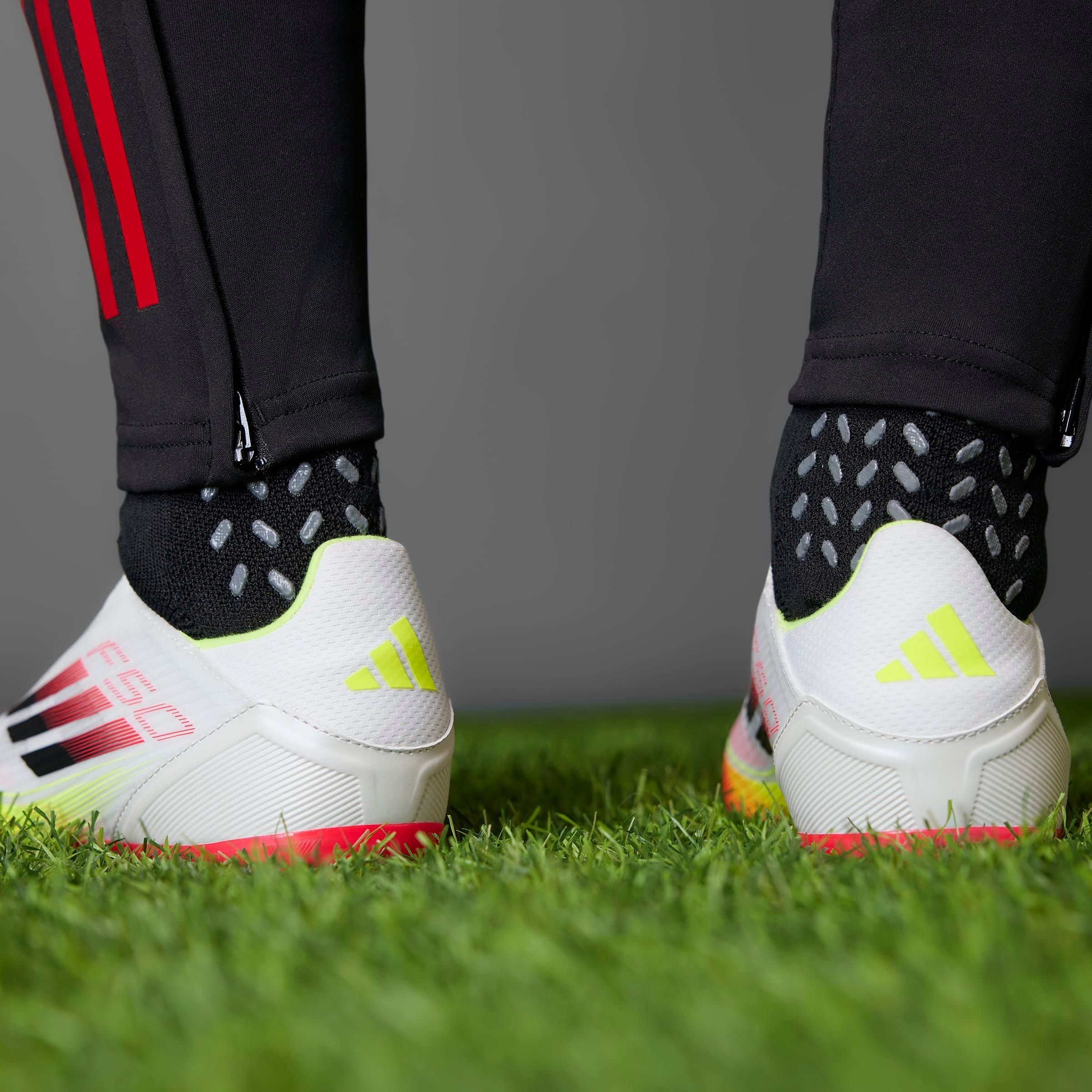 adidas Performance Fussballschuh »F50 LEAGUE LACELESS FG/MG«