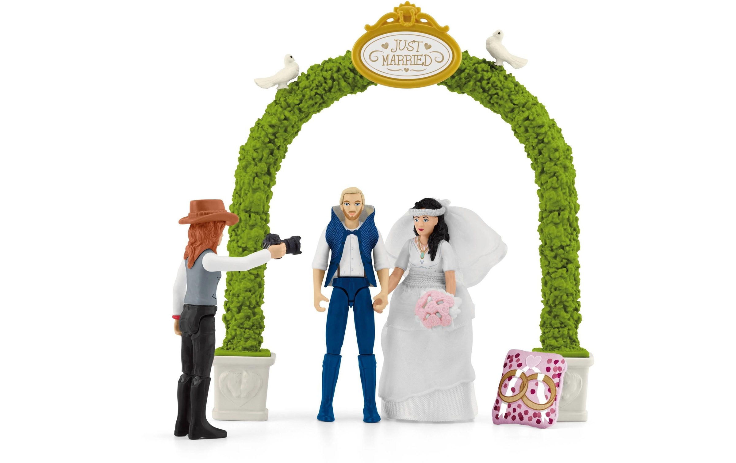 Schleich® Spielfigur »Horse Club Hochzeitskutsche«