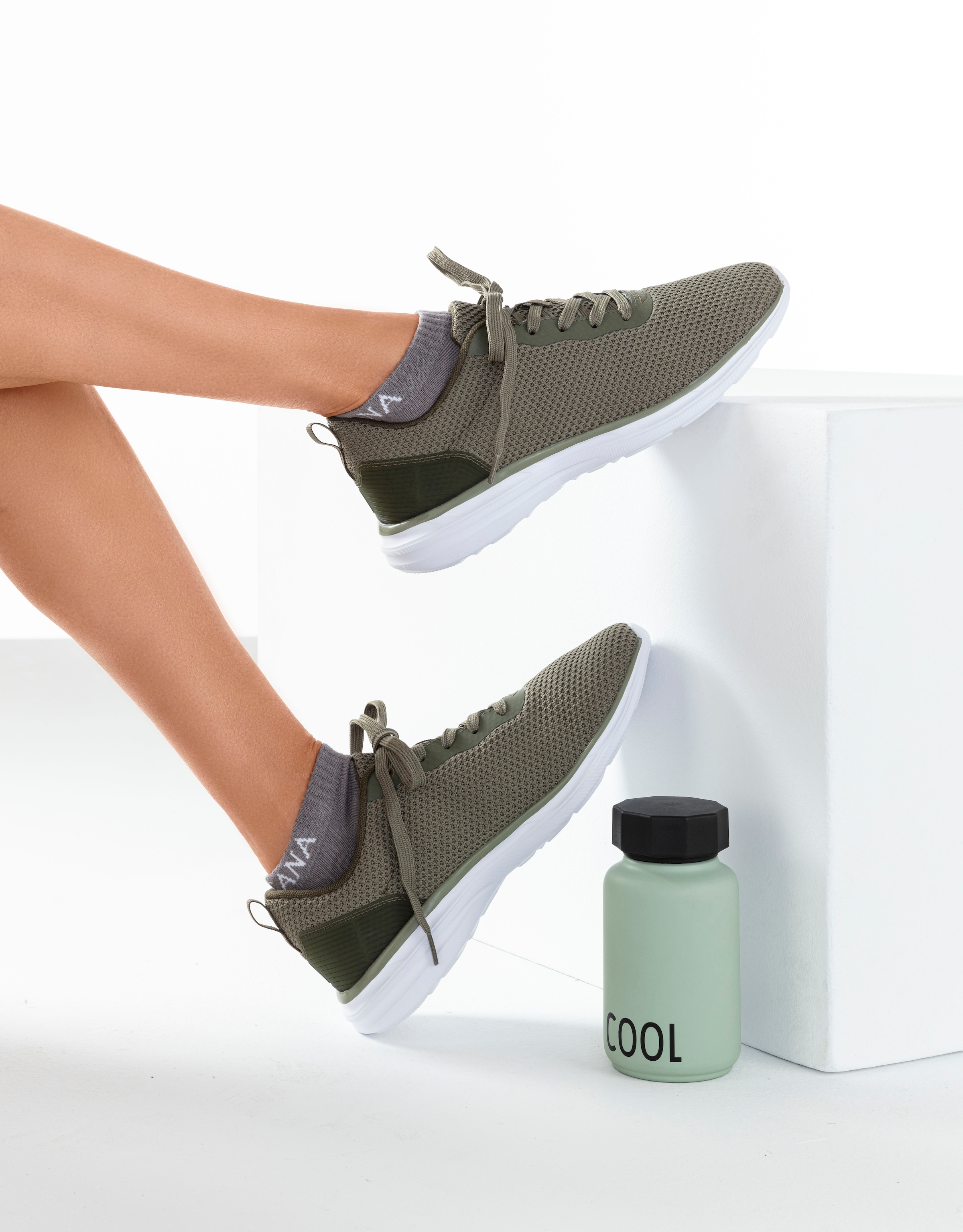 LASCANA ACTIVE Chaussettes de baskets Packung, 6 cuis tlg. mit eingestricktem Marken Logo