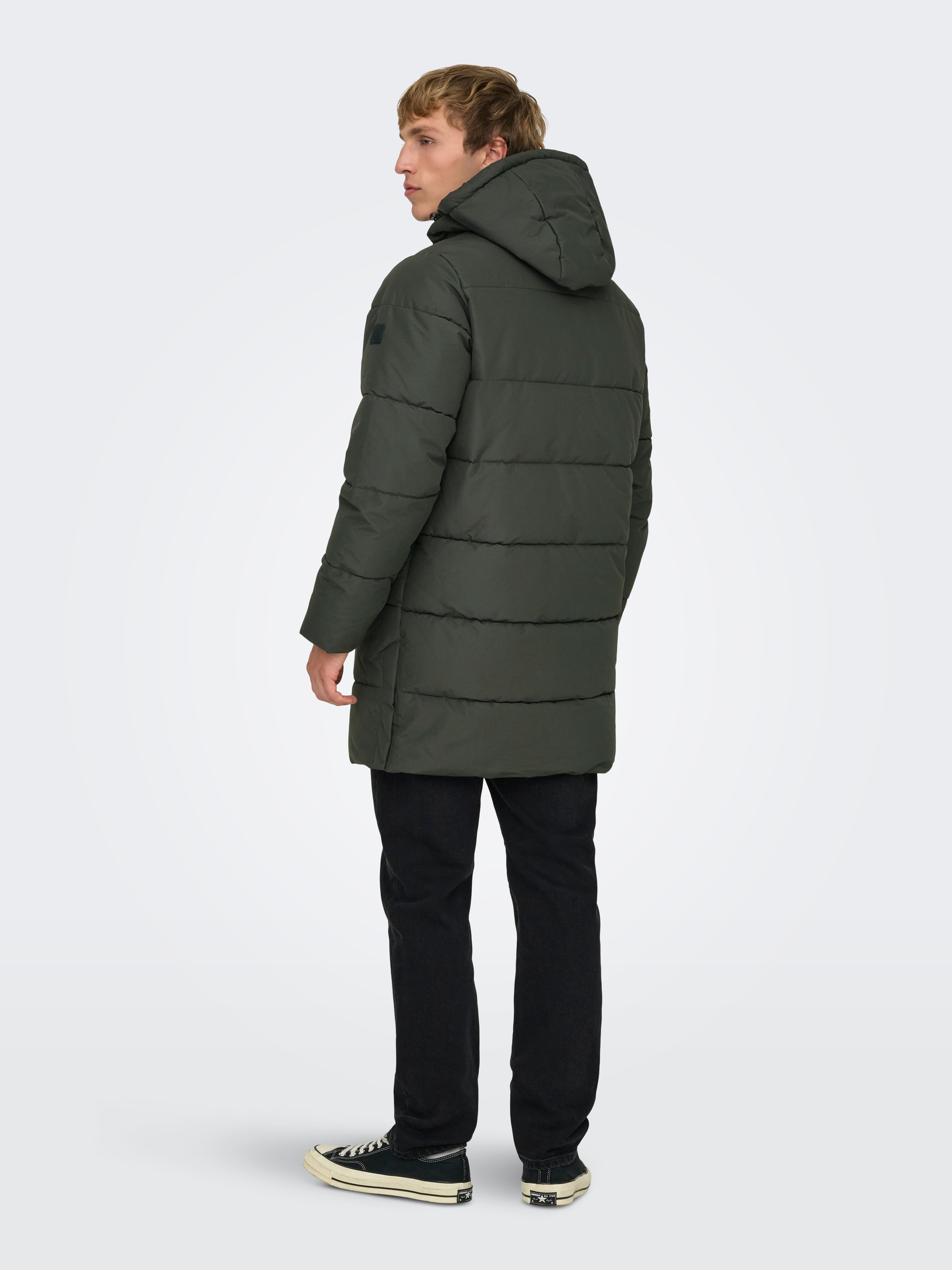 ONLY & SONS Veste matelassée »ONSCARL LIFE LONG QUILTED COAT NOOS OTW« mit Kapuze