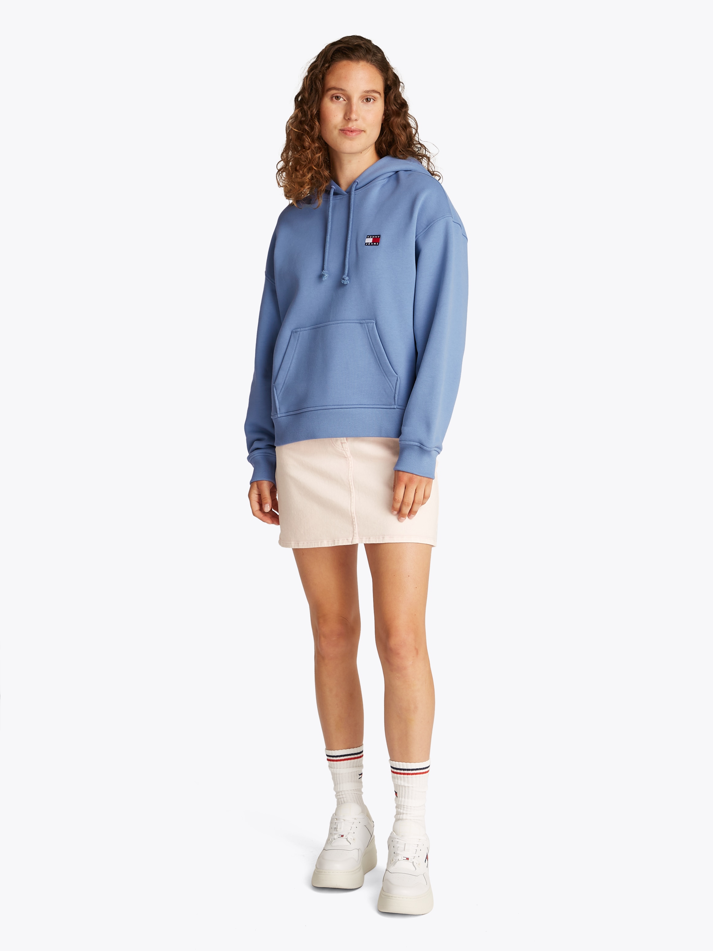 Tommy Jeans Curve Kapuzensweatshirt »TJW BXY BADGE HOODIE EXT«, in Grossen Grössen, Kapuze, Badge