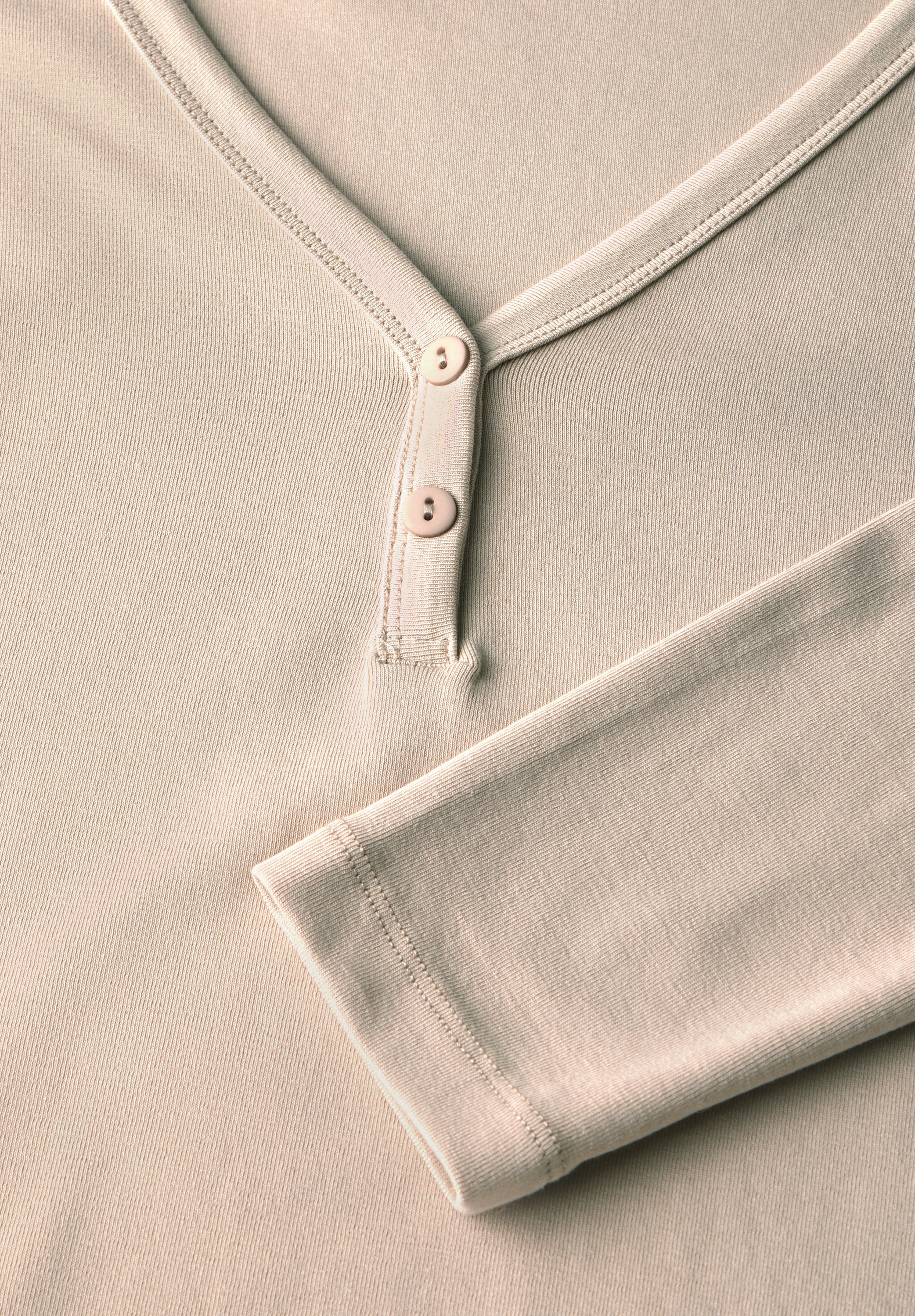 STREET ONE Langarmshirt, mit Knopfdetail