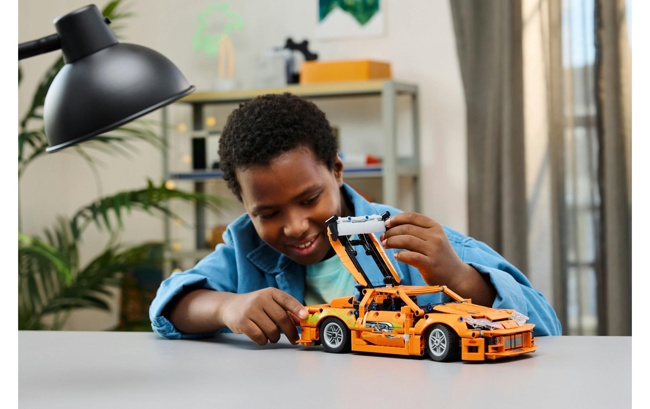 LEGO® Briques de jeu »Technic Fast and Furious Toyota Supra MK4«