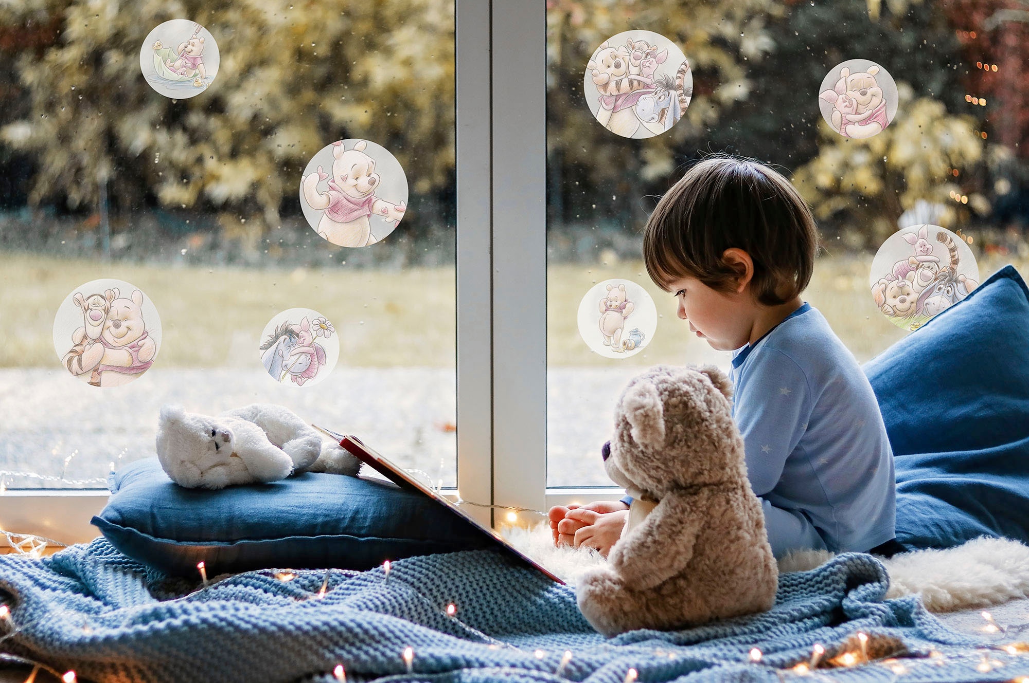 Image of Komar Fensterdekoration "Winnie the Pooh Wonderful" Fenstersticker