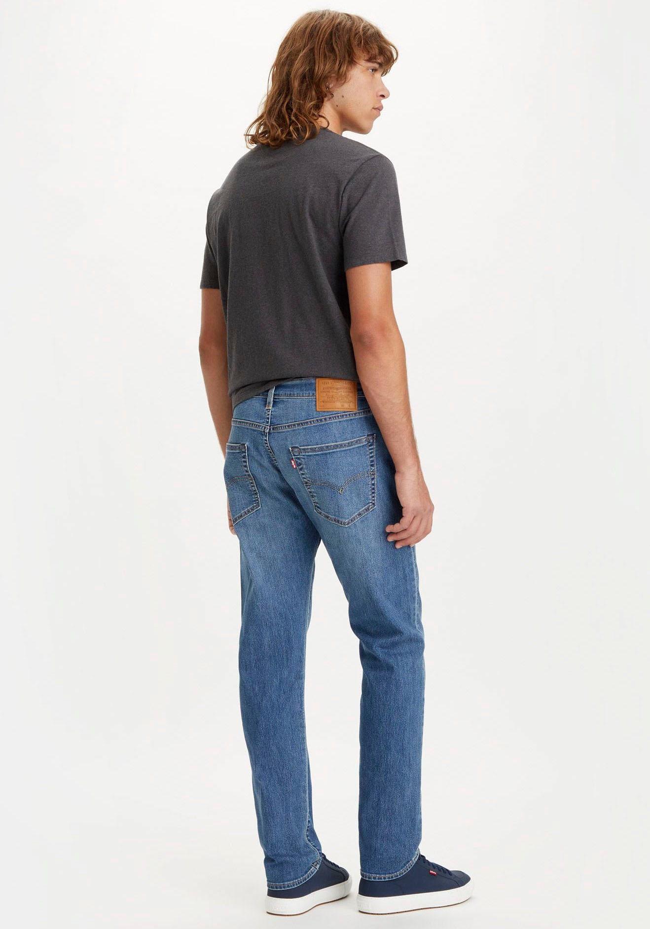 Levi's® Tapered-fit-Jeans »502 TAPER«, in elegantem, modernem Stil