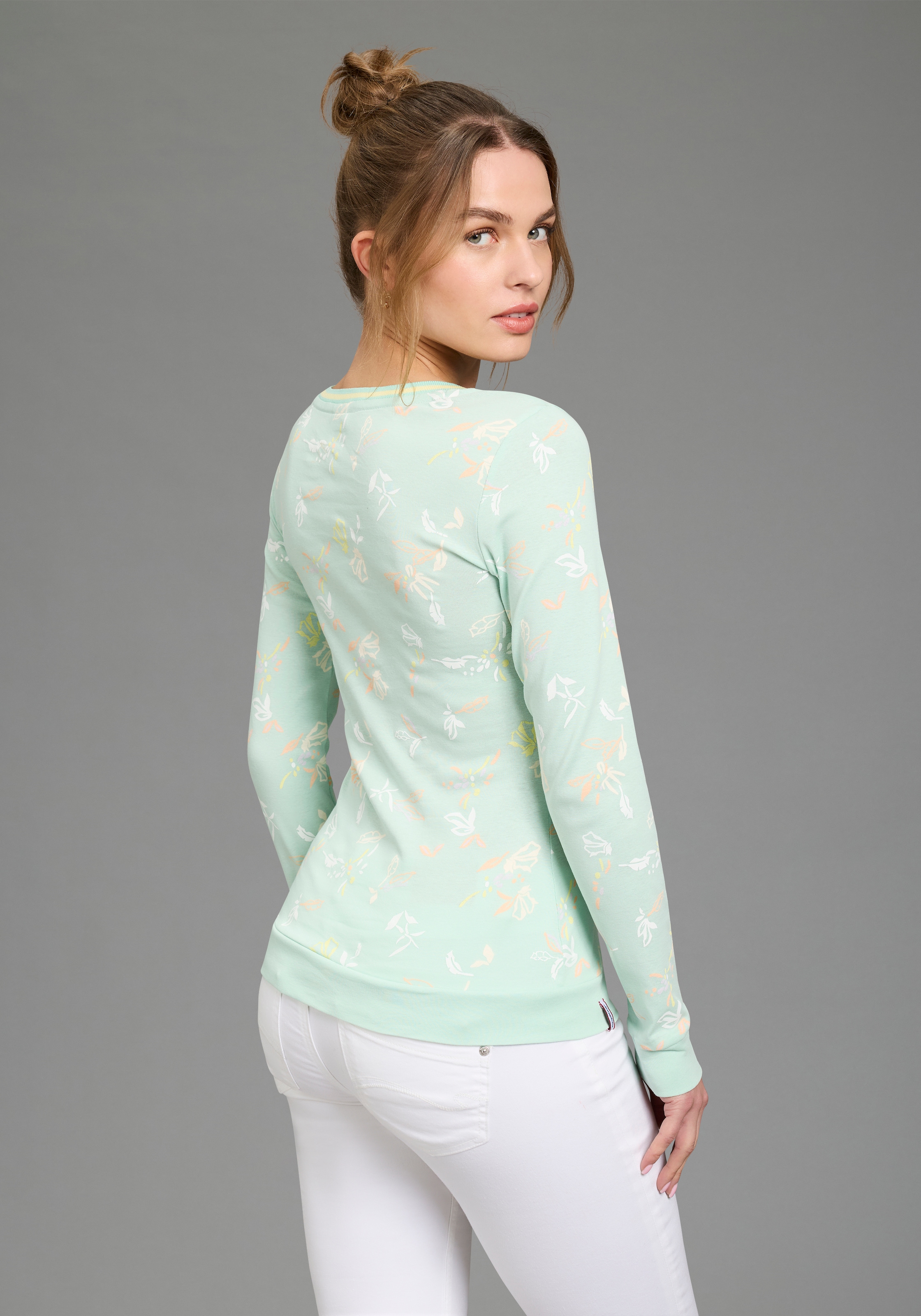 KangaROOS T-shirt à manches longues mit Allover-Print und Kontrastdetails