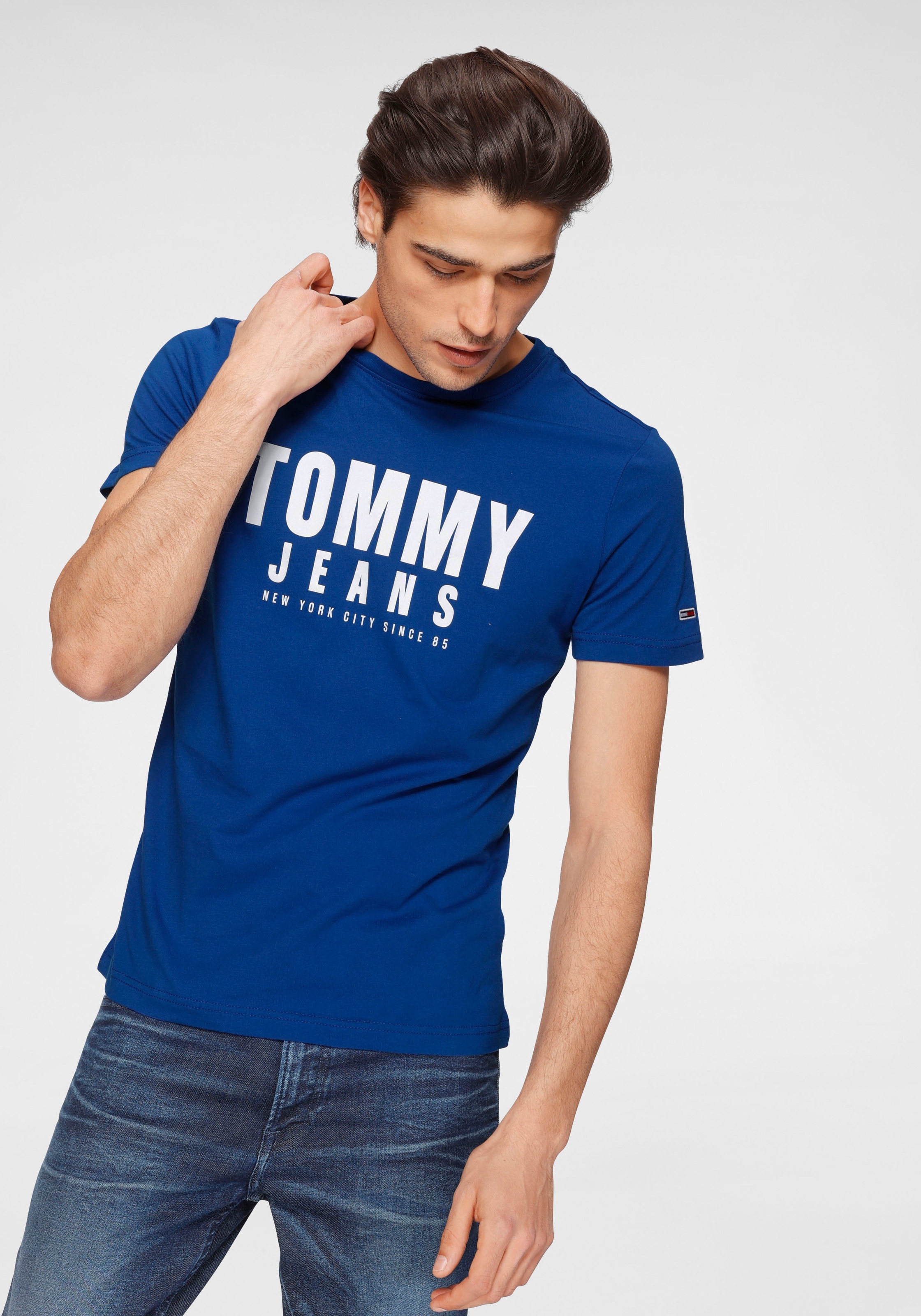 Image of Tommy Jeans T-Shirt »TJM CENTER CHEST TOMMY GRAPHIC« bei Ackermann Versand Schweiz
