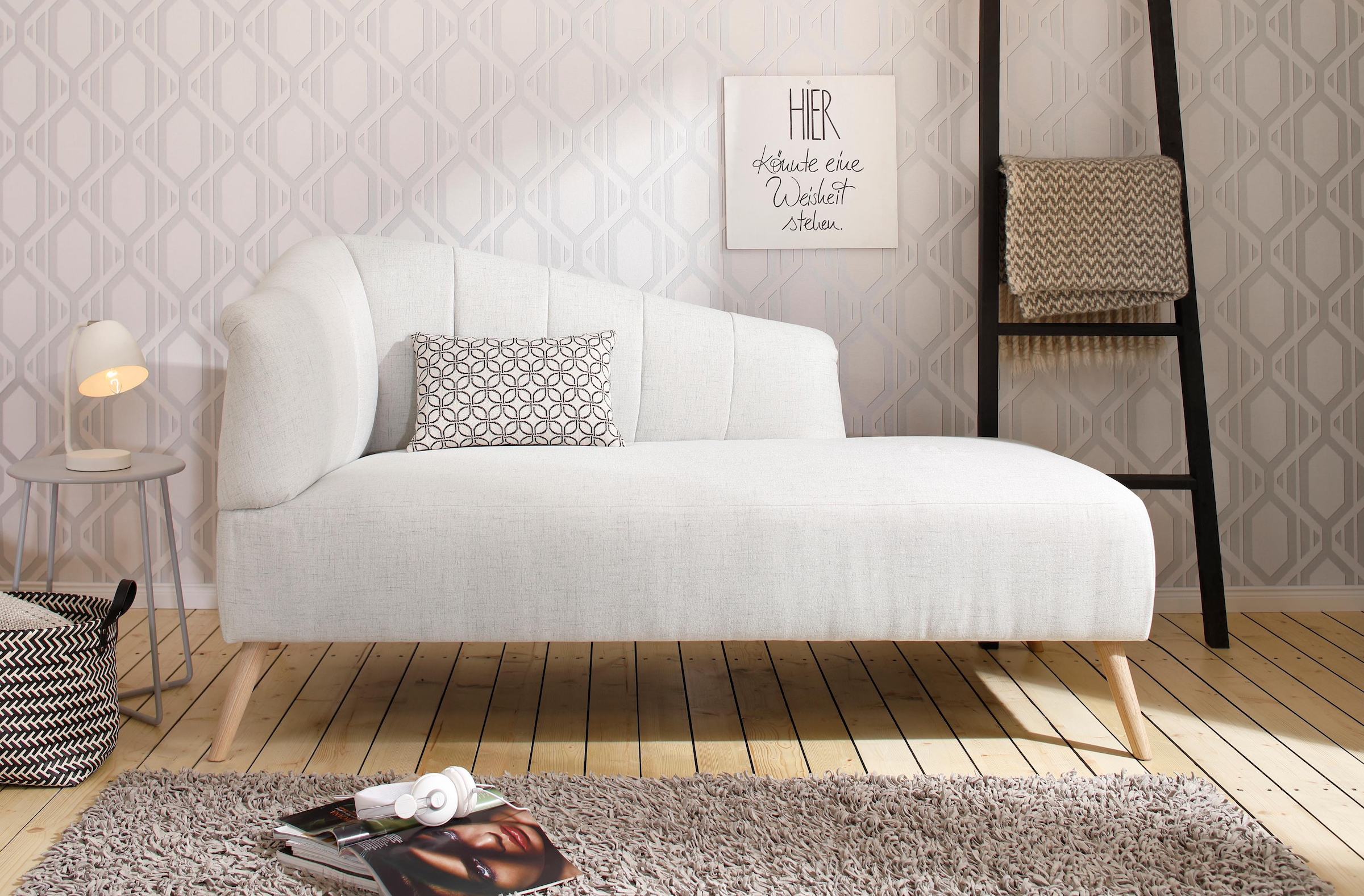 GOODproduct Recamiere »Lucy, Chaiselonge mit Massivholzfüssen und Steppung,« Armlehne links und rechts bestellbar