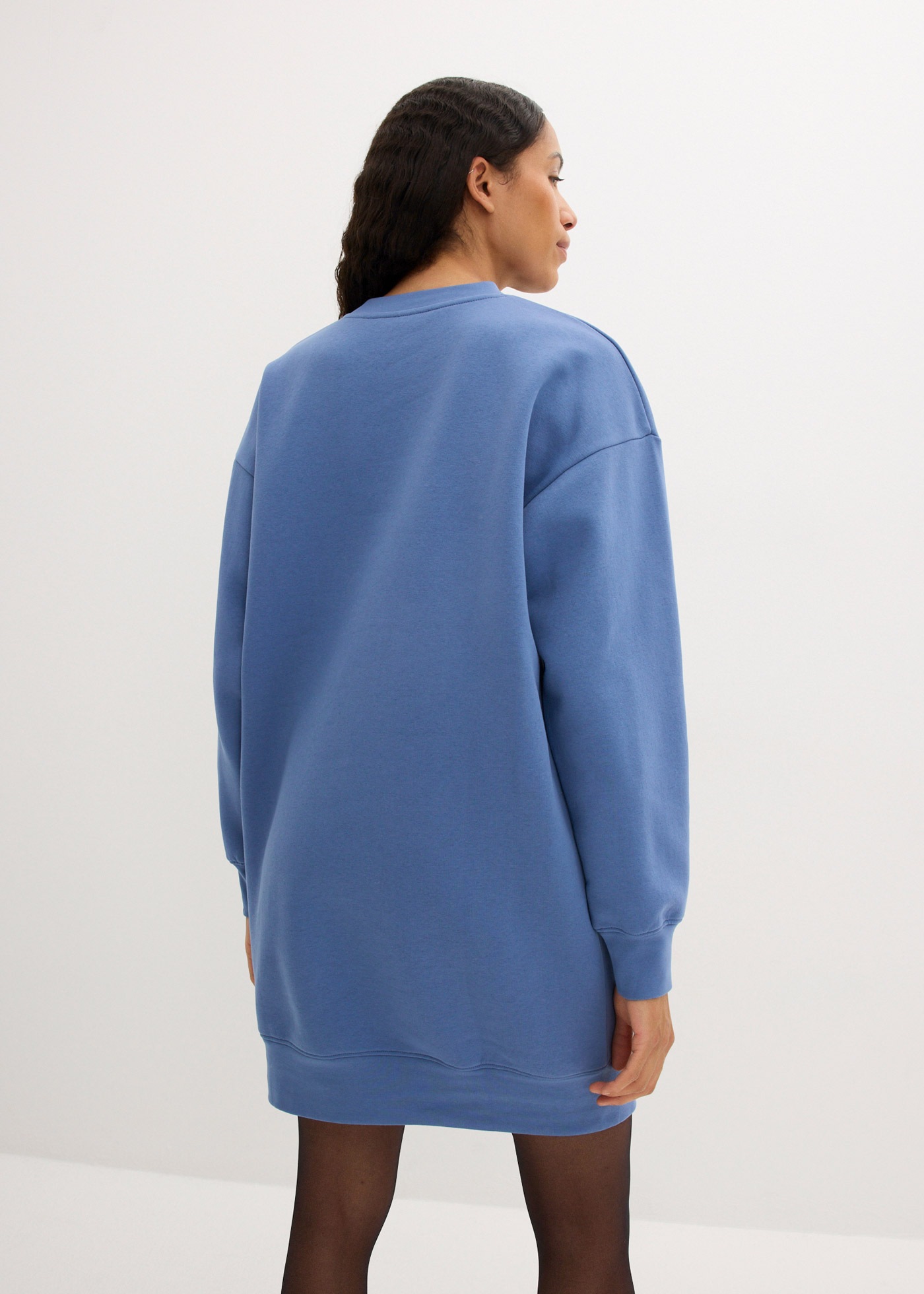 bonprix Robe en sweat »Oversized Sweatkleid« Sans poches für den Alltag, dickeres Material, Oversize-Passform