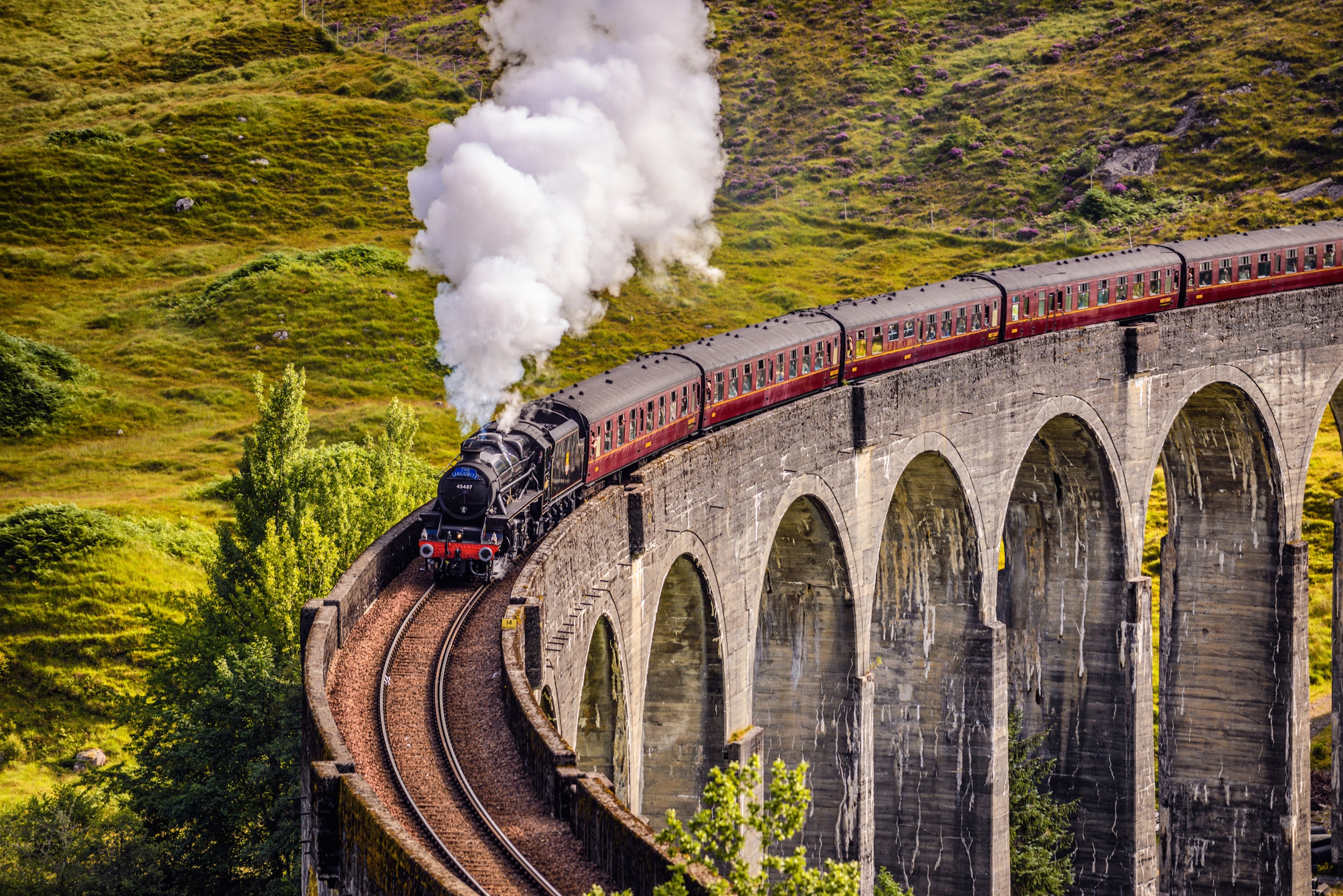 Image of Papermoon Fototapete "LOKOMOTIVE-HERBST NATUR LANDSCHAFT ZUG VINTAGE DAMPFLOK"