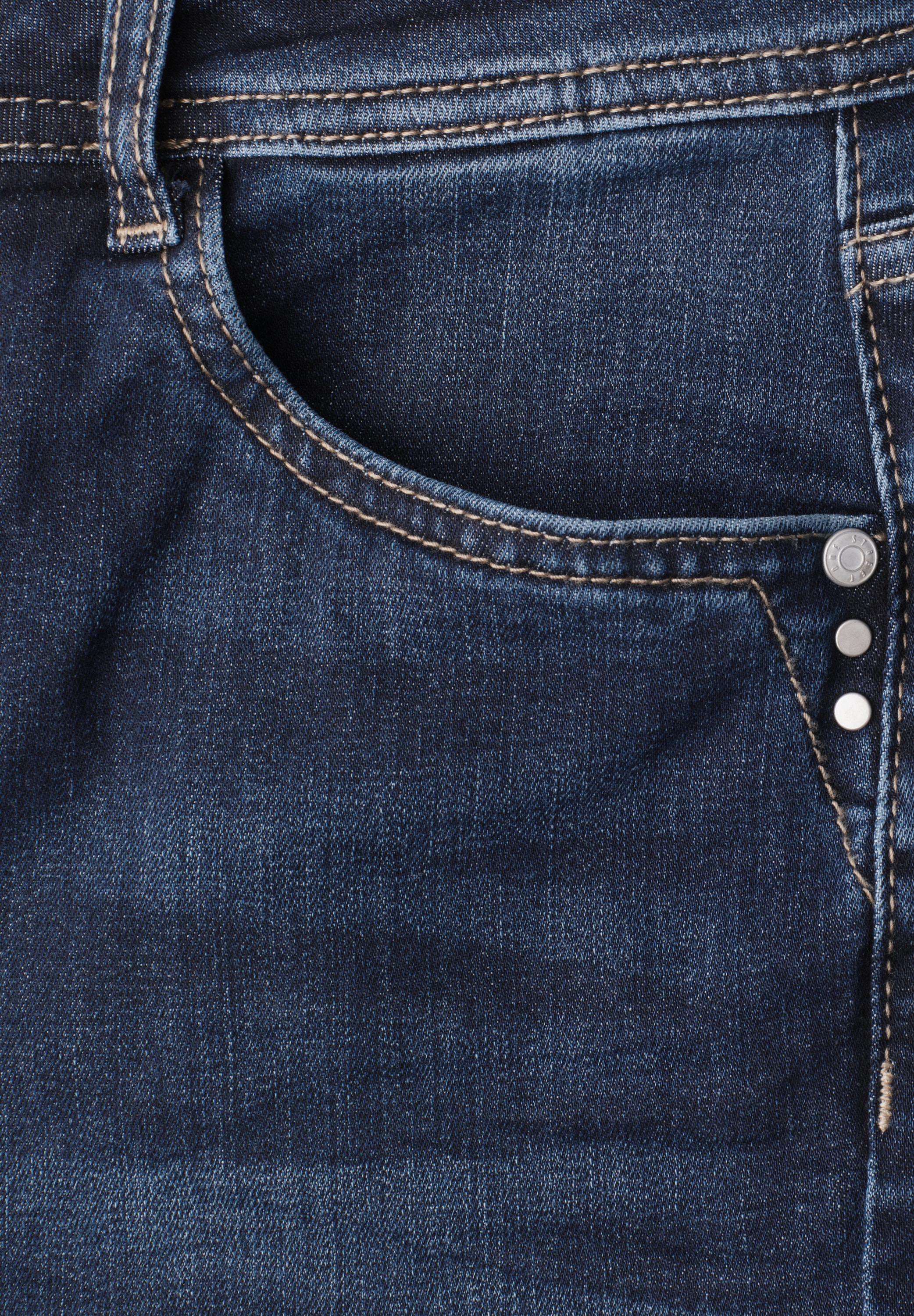 STREET ONE Jeans bootcut »Style Blaire« en coupe slim / stretch