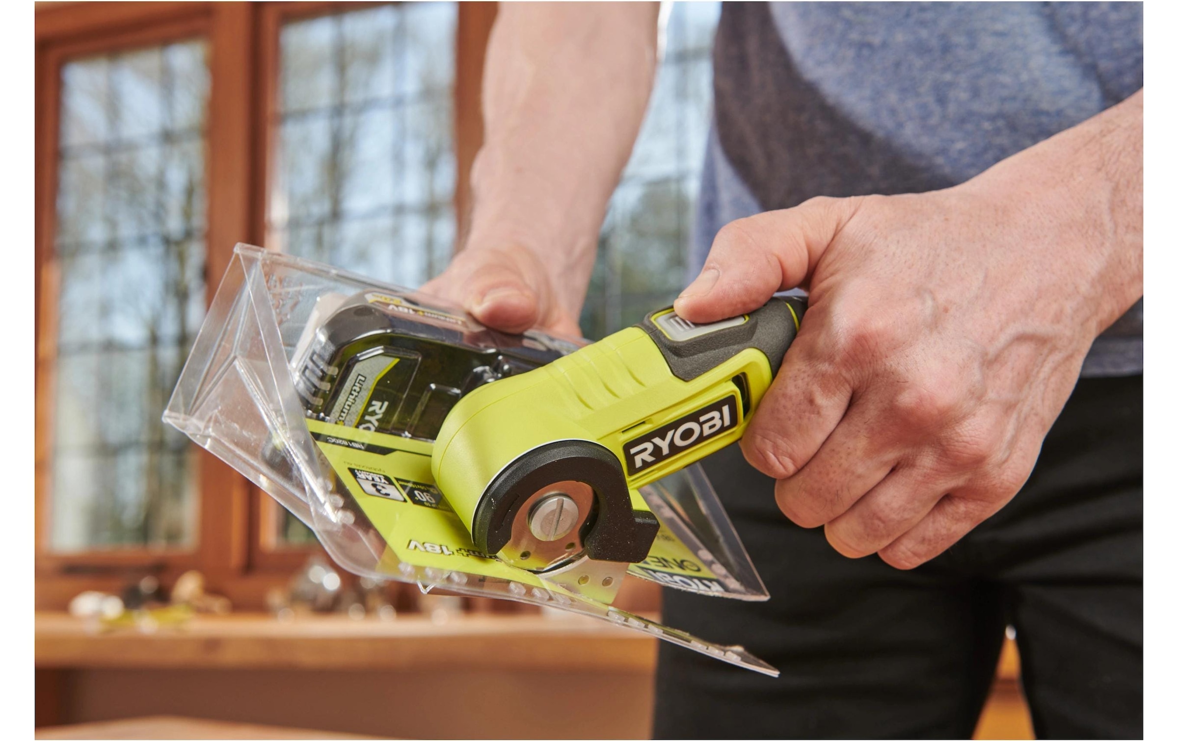 Image of RYOBI Allesschneider "Akku-Universalschneider RCT4-120G"