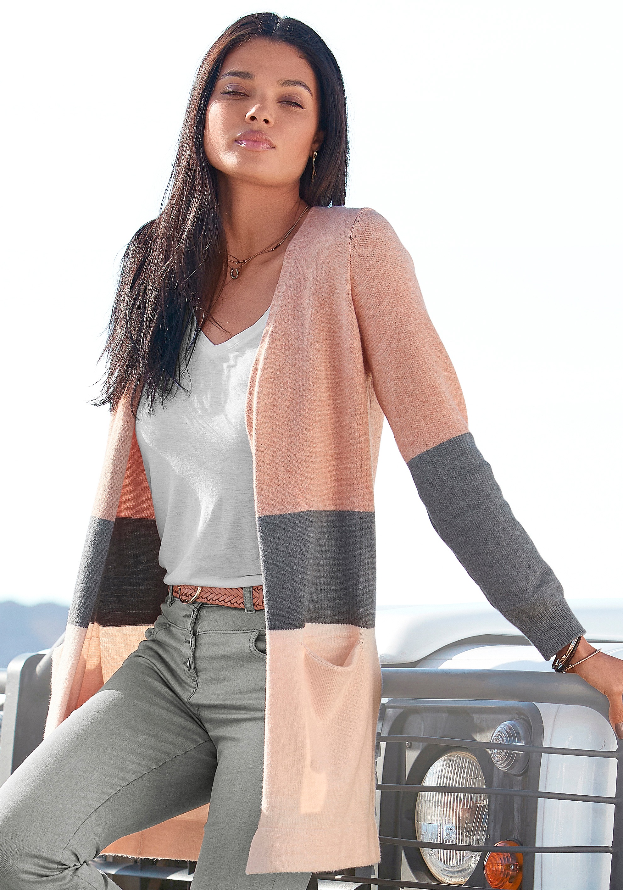 Image of Vivance Cardigan, mit Colorblock-Optik bei Ackermann Versand Schweiz
