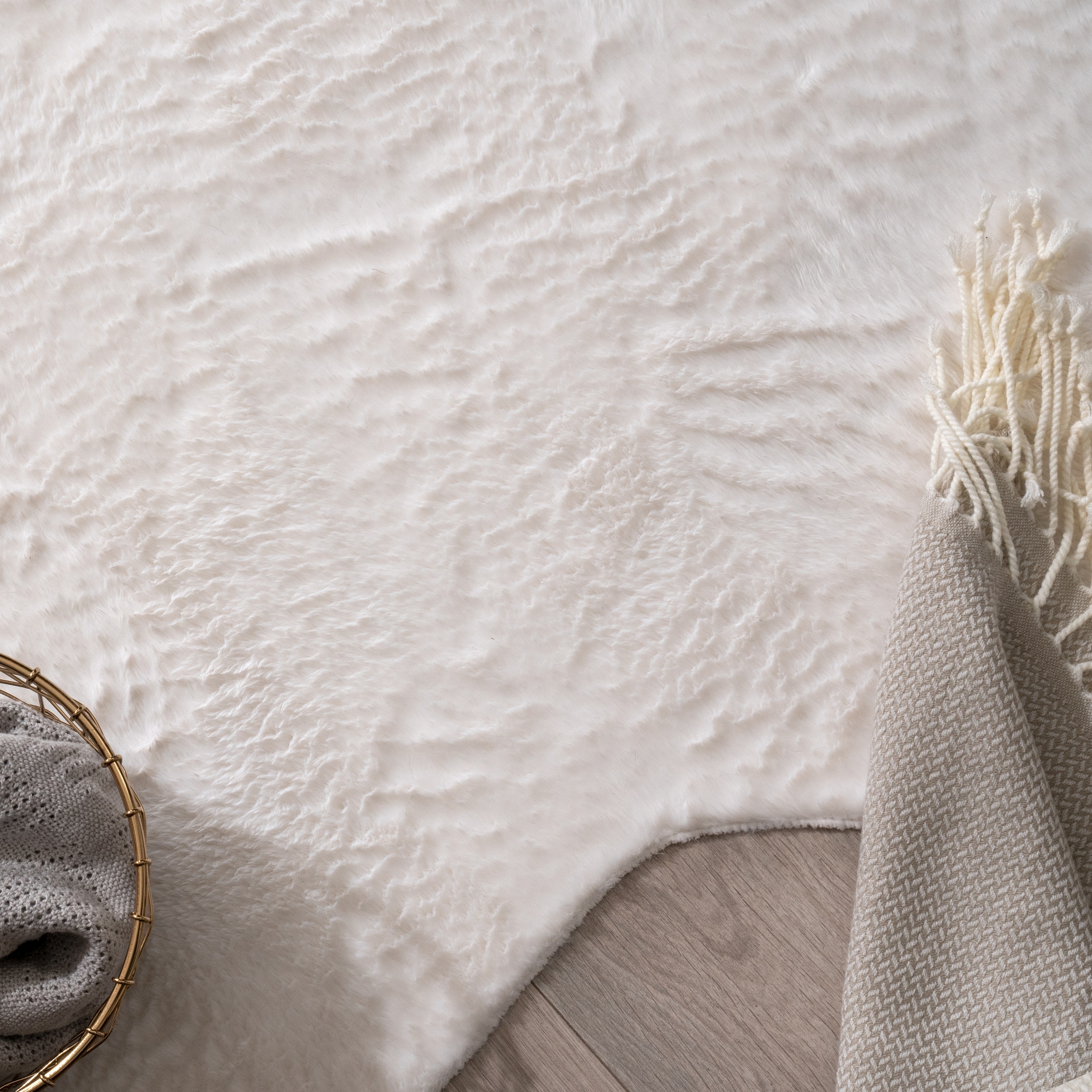 Paco Home Fellteppich »Pelt 640«, fellförmig, 16 mm Höhe, Kunstfell, Uni Farben, sehr weicher Flor
