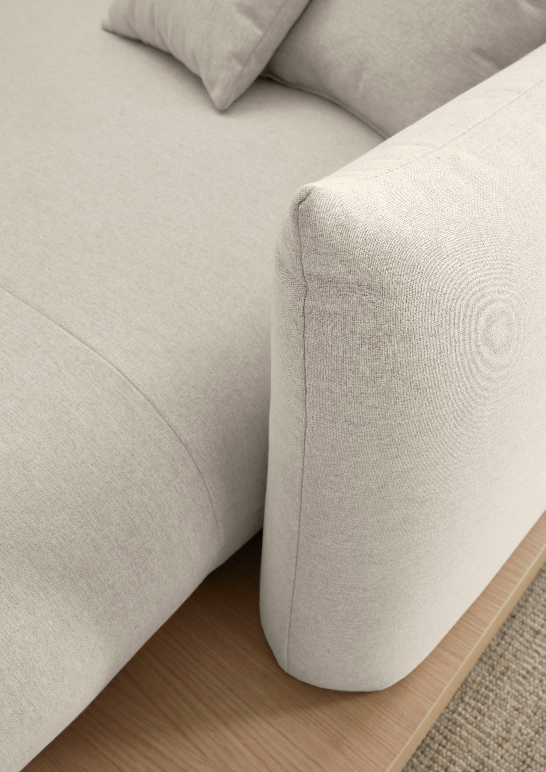 GOODproduct Ecksofa »Kalix, Polsterecke mit kräftigem Holz-Plateau, moderne Couch in L-Form« wahlweise Recamiere links o. rechts, Strukturstoff, hoher Sitzkomfort