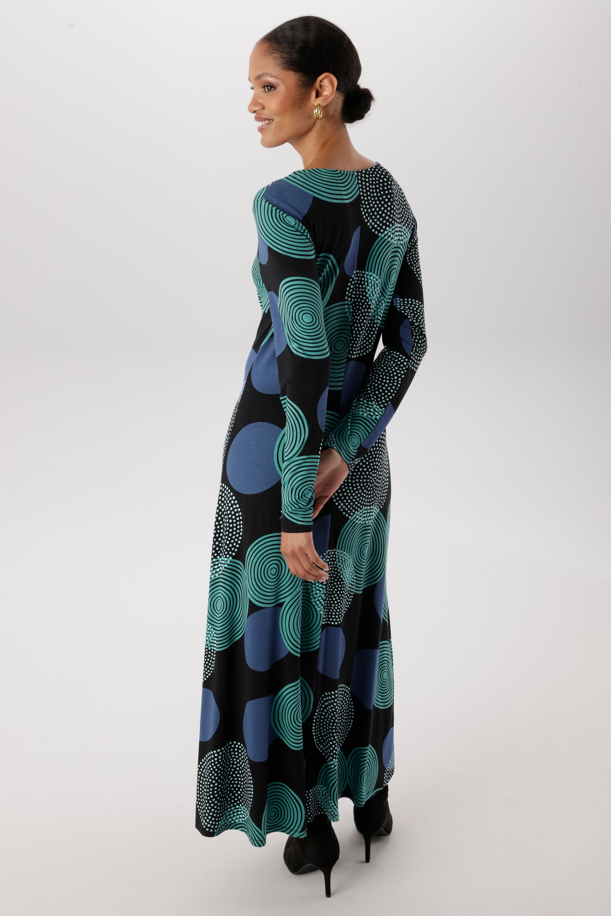 Aniston SELECTED Maxi robe avec jupe légèrement évasée - NOUVELLE COLLECTION