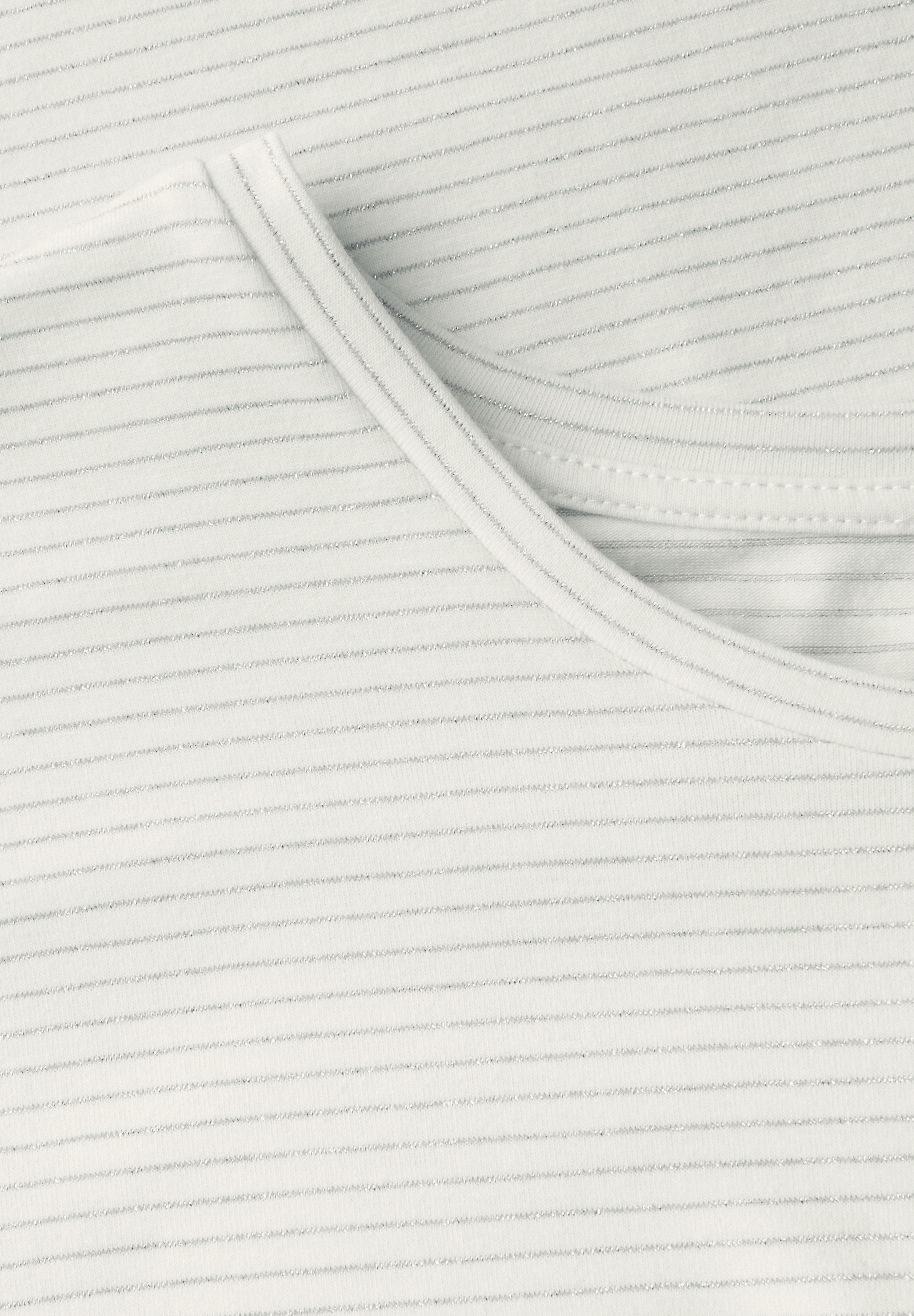 STREET ONE Rundhalsshirt, mit glitzernden Streifen