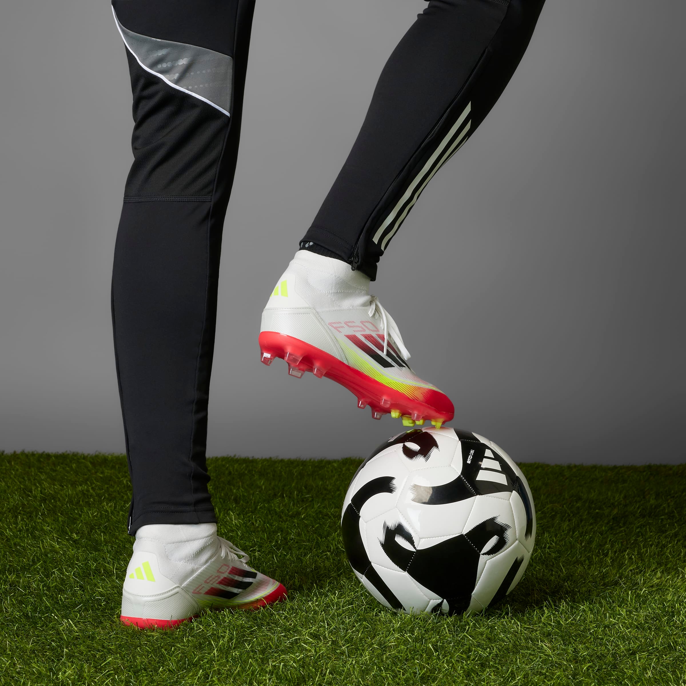 adidas Performance Fussballschuh »F50 LEAGUE MID FG/MG«