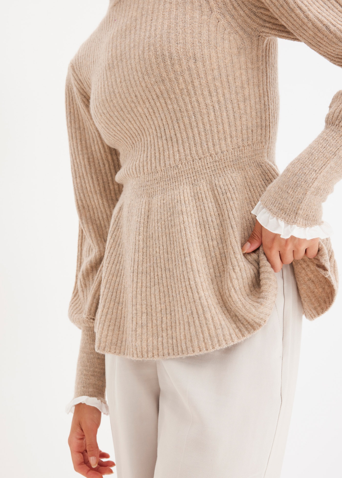 bonprix Strickpullover »Pullover« mit Blusen-Einsatz, Ballonärmel mit breitem Bündchen, tailliert