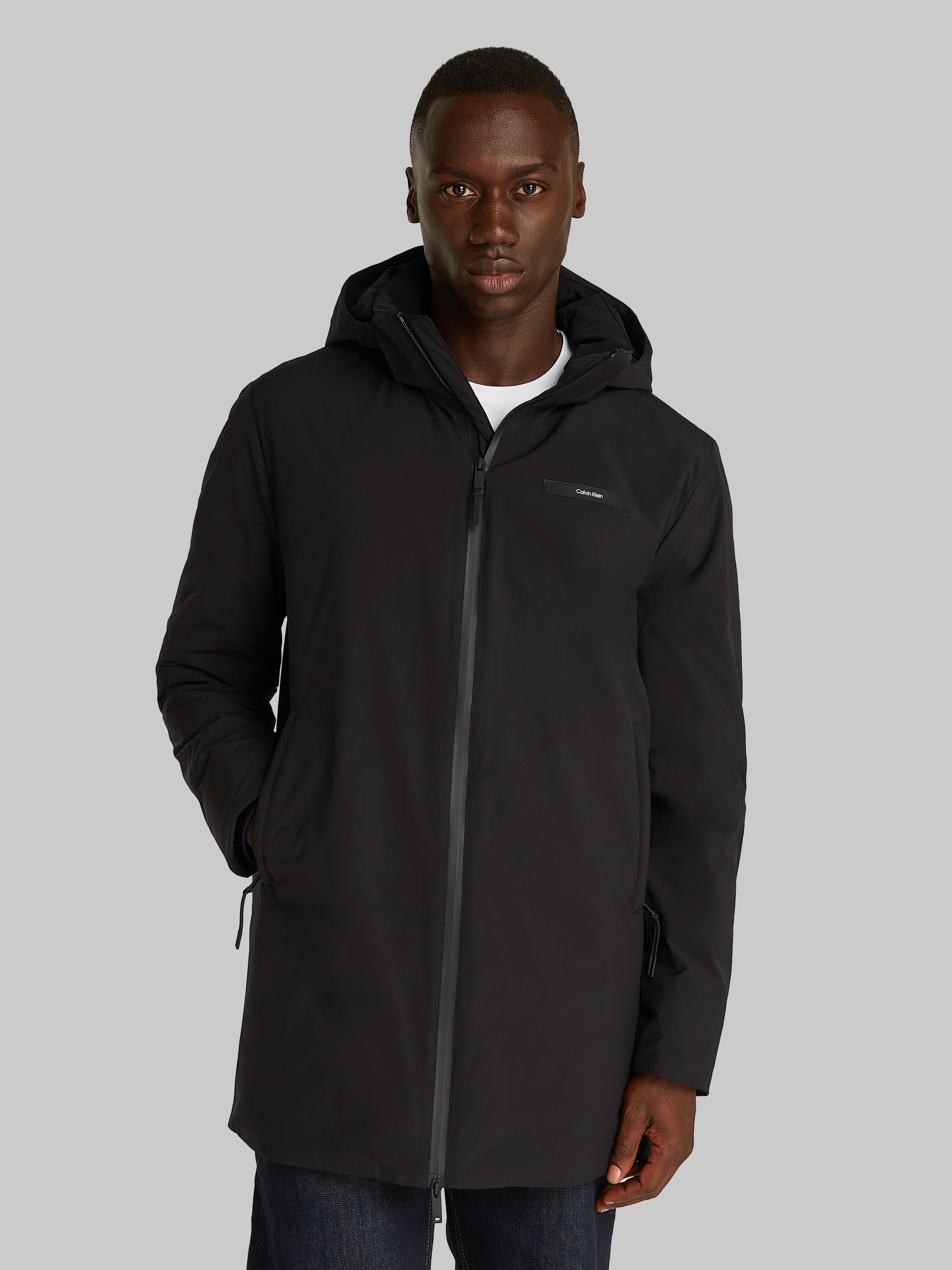 Calvin Klein Regenmantel »TECHNICAL NON-QUILT PARKA«, mit Logoprint