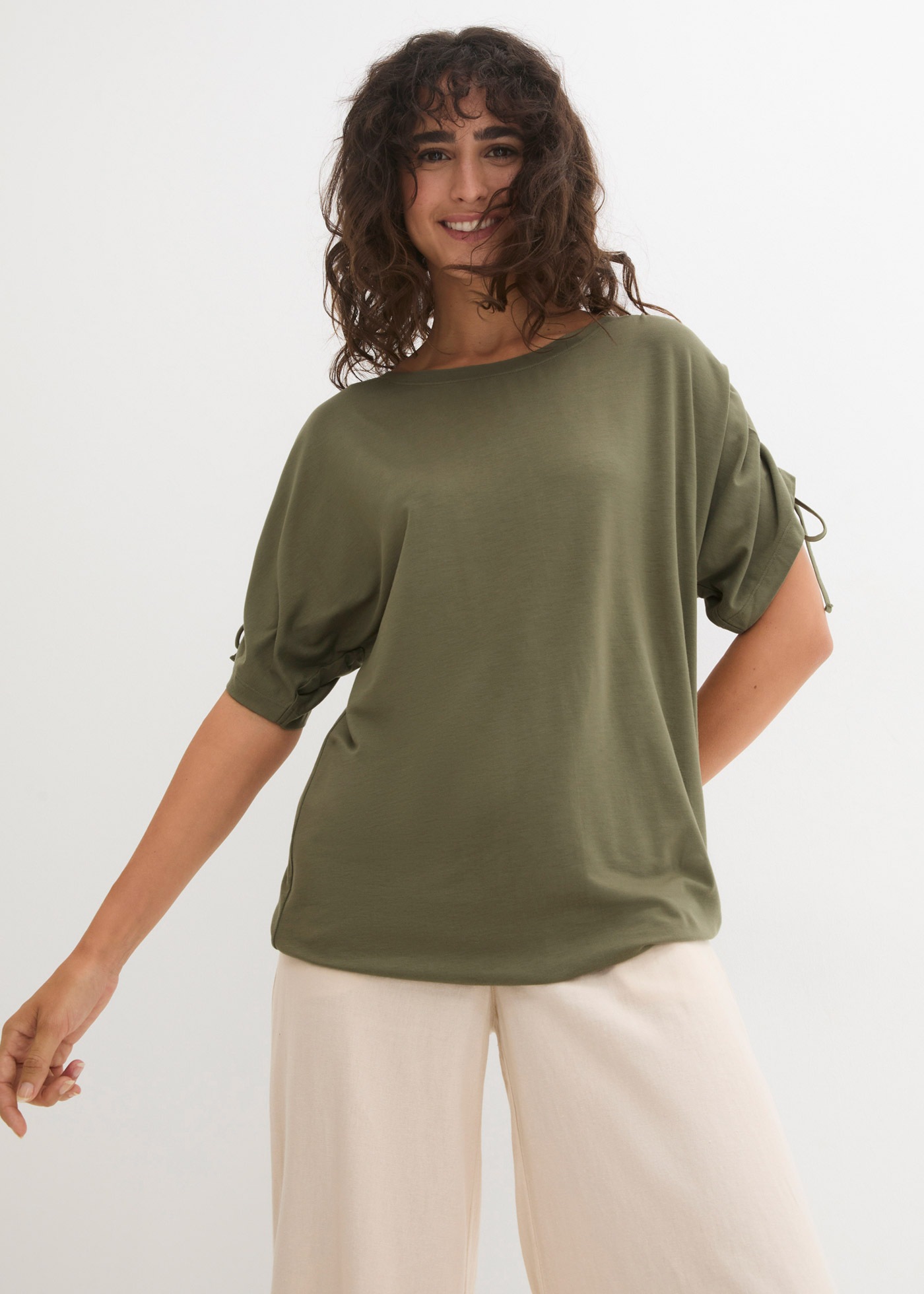 Image of bonprix T-Shirt lässig geschnitten, Halbarm-Design, mit Raffung am Ärmel