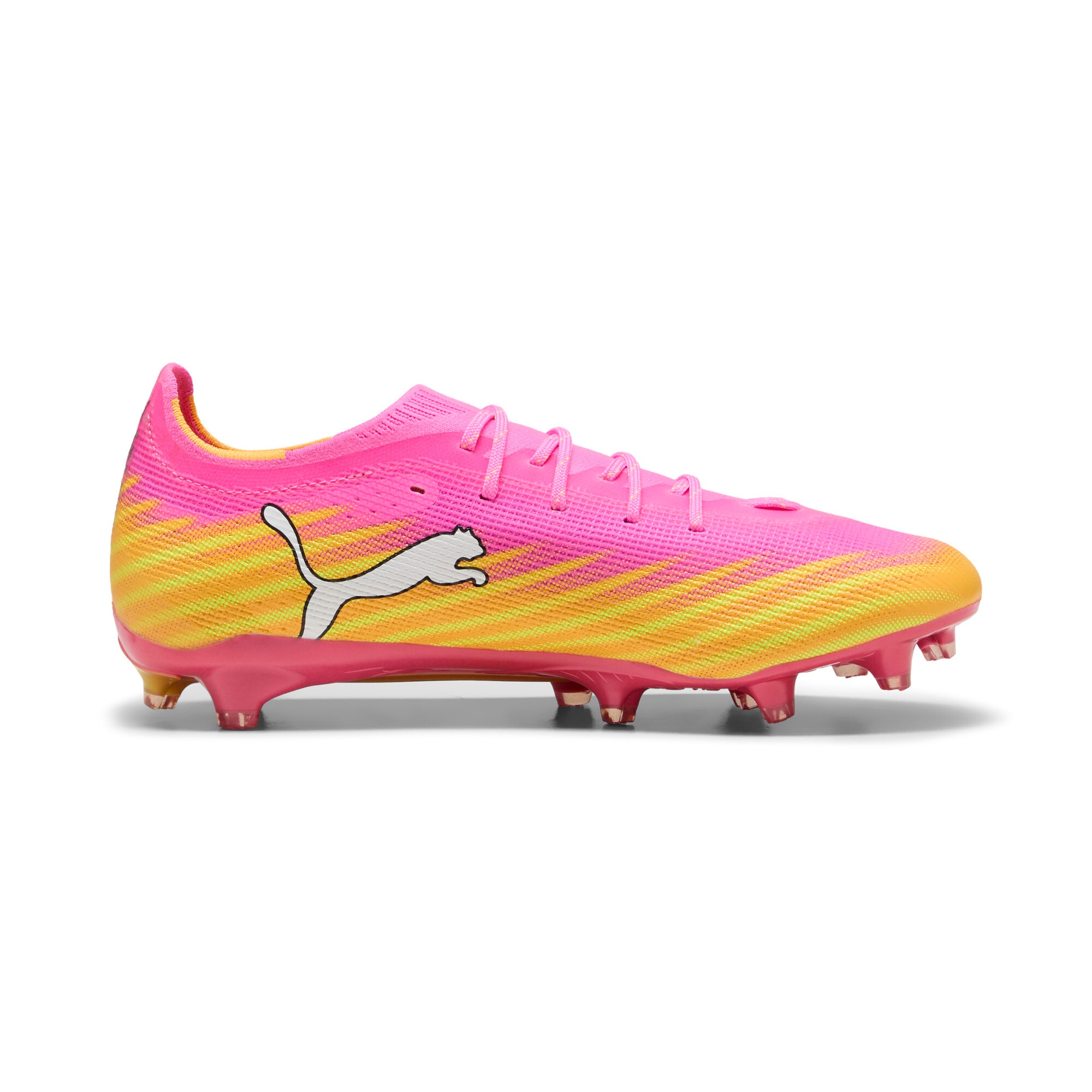 PUMA Chaussure de football »ULTRA 6 PRO FGAG«  avec profil à crampons pour terrains en gazon et gazon synthétique, en synthétique