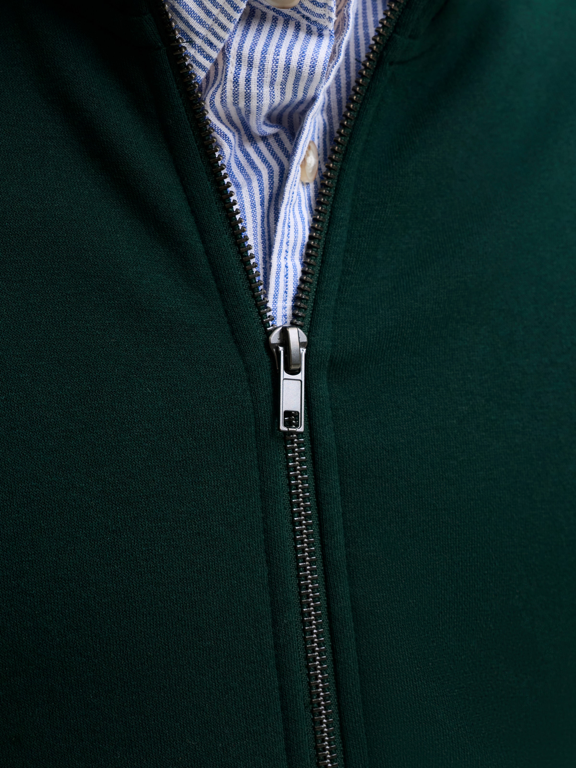 Jack & Jones Veste sweat »JJEBRADLEY SWEAT ZIP HN NOOS« mélange de matériaux, coupe régulière