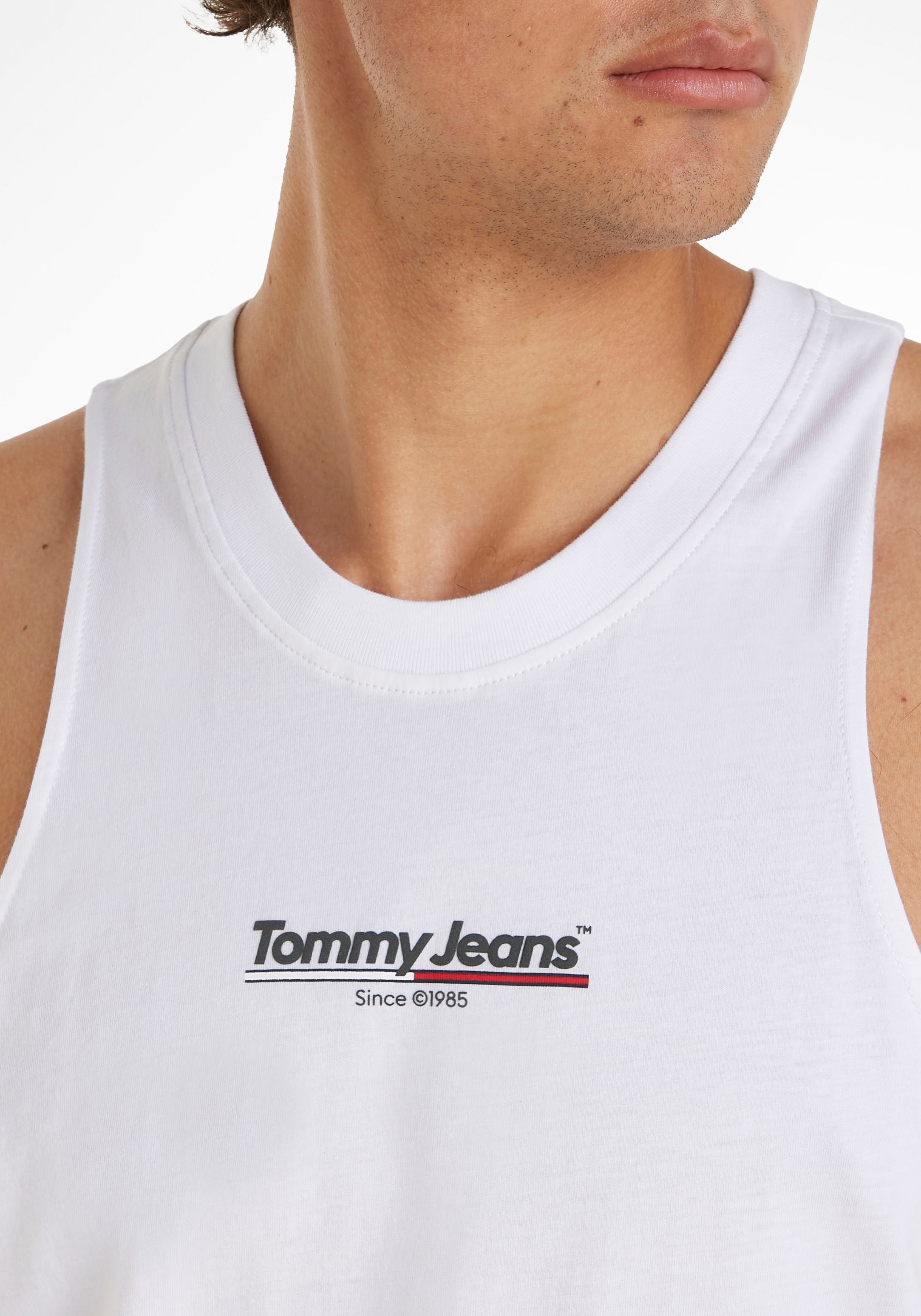 Tommy Jeans Plus Tanktop »TJM REG TJ FLAG TANK TOP EXT«, Grosse Grössen